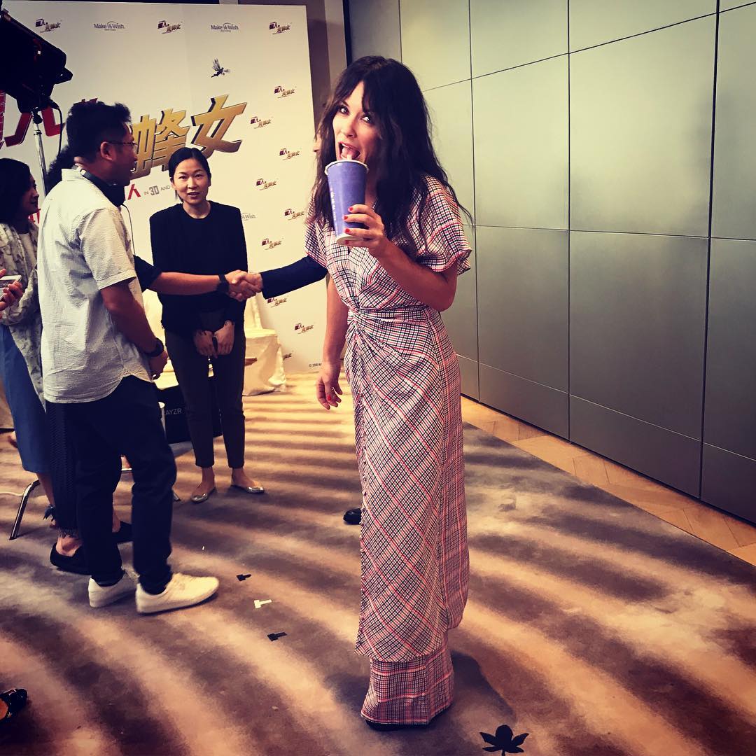 伊凡潔琳莉莉來台宣傳電影《蟻人和黃蜂女》，祕密在台灣停留一天觀光。（翻攝臉書）
