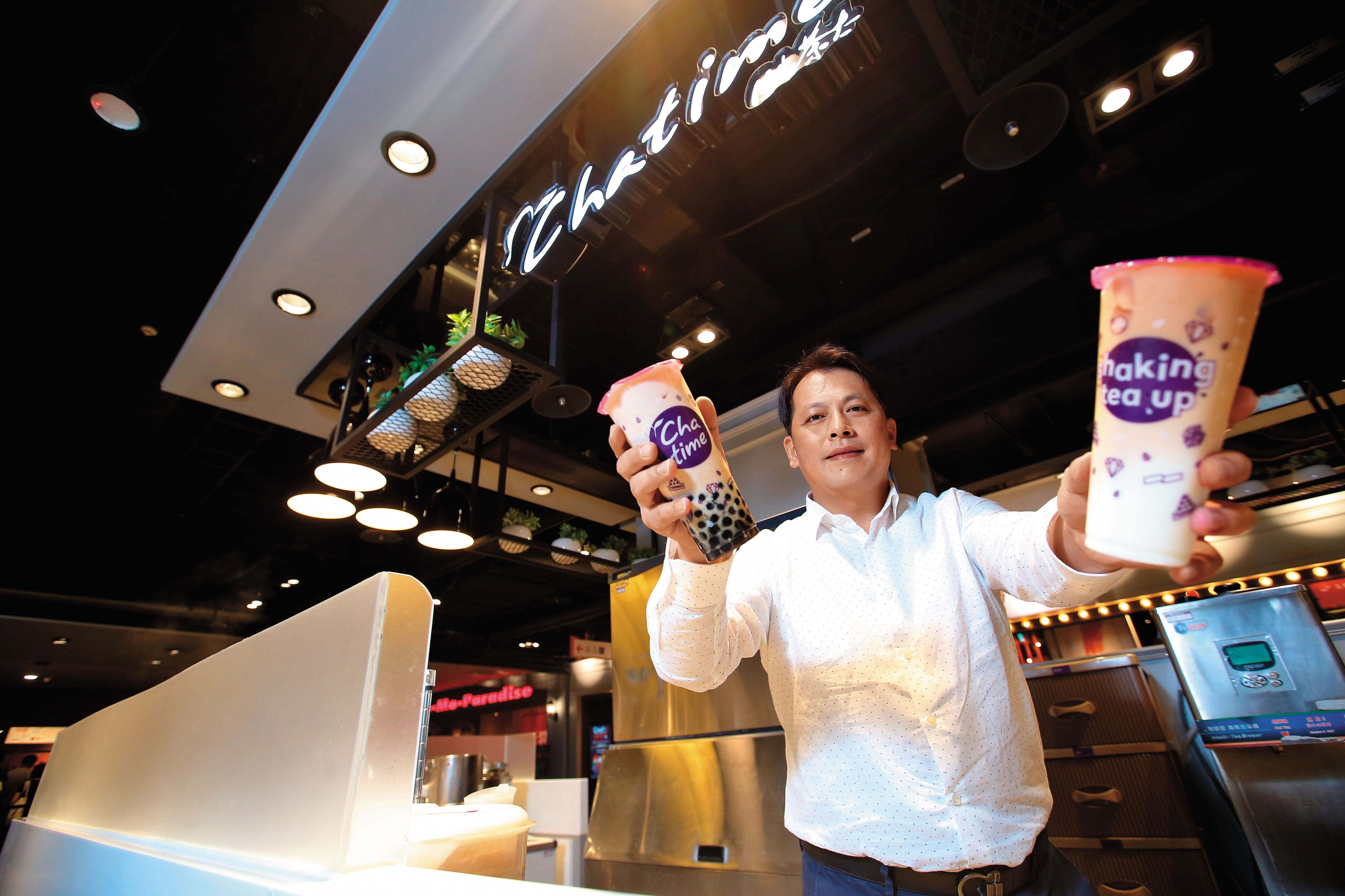 創業初期，王耀輝就著眼國際市場，目前日出茶太已插旗36個國家。