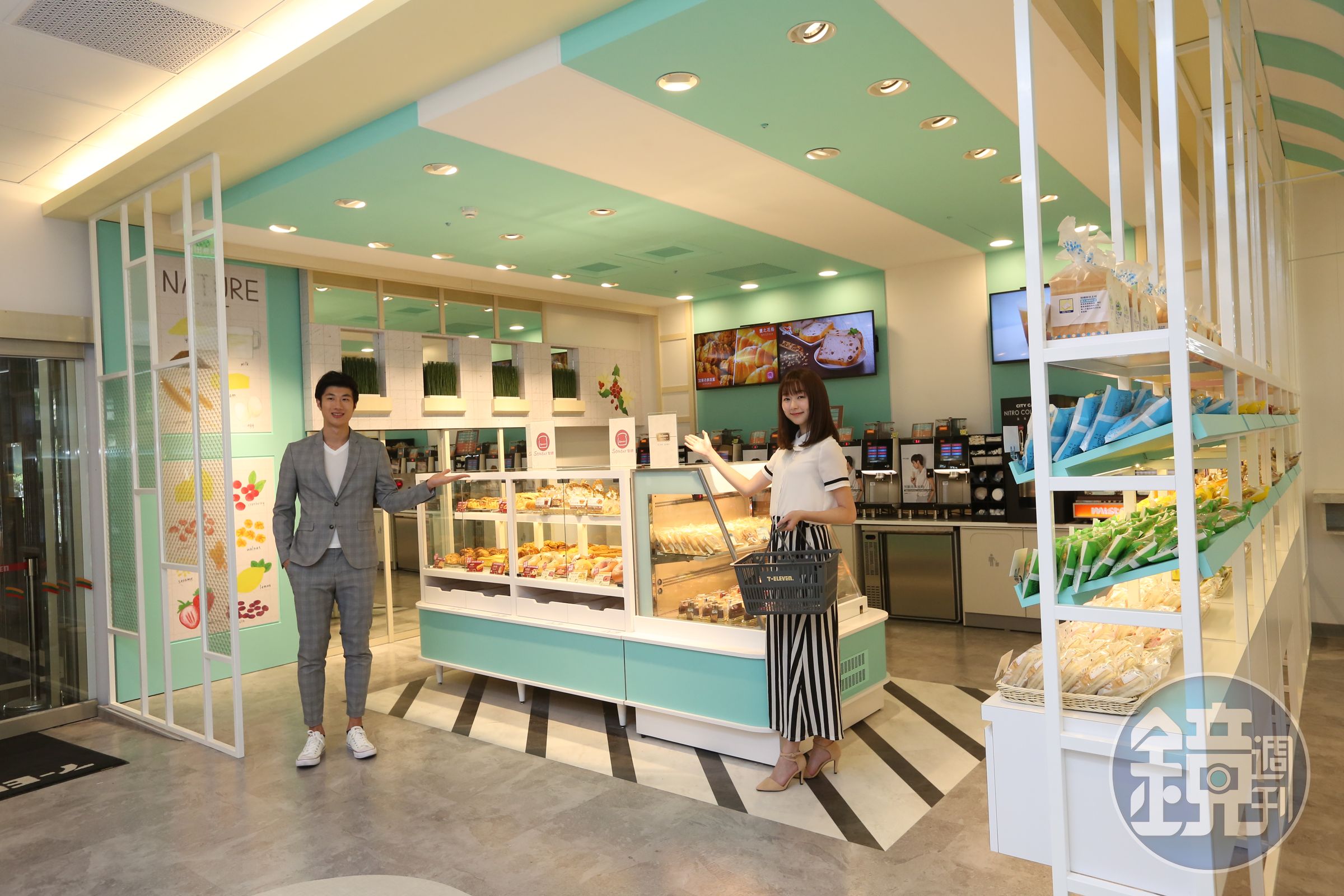 統一超推出未來店與烘焙店結合的門市，裡面除了有麵包店中店，還擴大自助式服務、多功能座位區及智慧綠能設備。