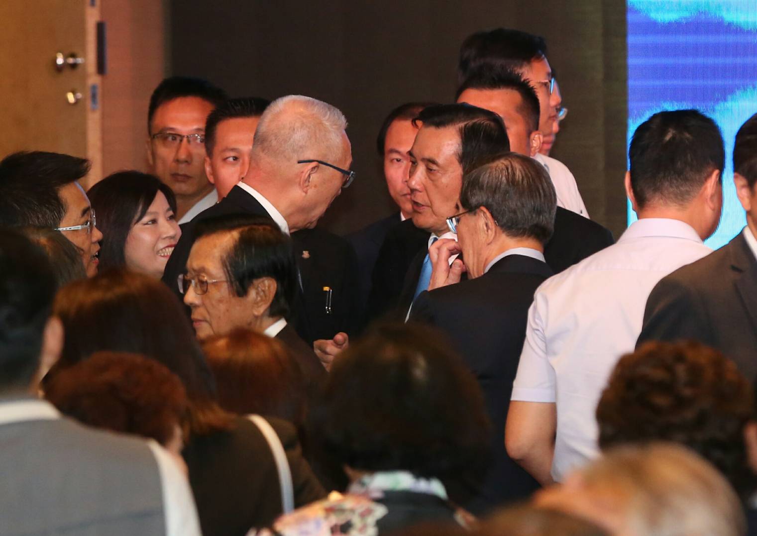 馬英九基金會今舉行成立茶會，黨主席吳敦義前來致意。