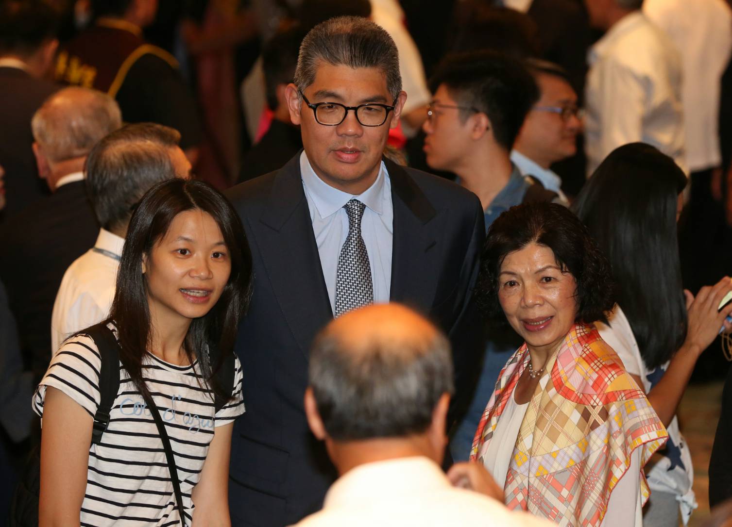 連勝文嘲諷昔日對手柯文哲，「若他願專心當網紅，我其實滿願意做他的經紀人。」