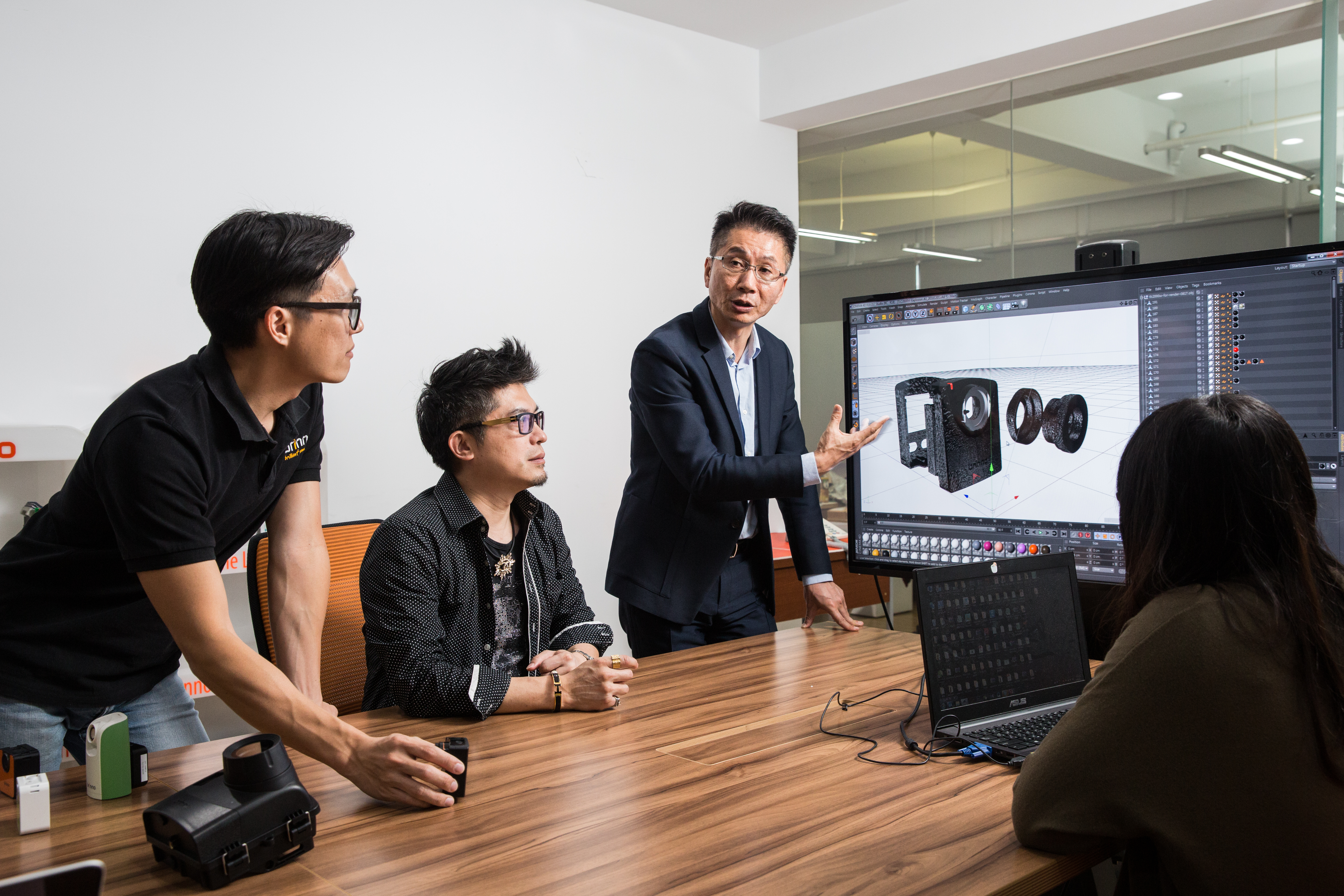 Brinno縮時相機可因應不同應用領域，設計不同配件組，圖為開發給建築業使用產品套件。