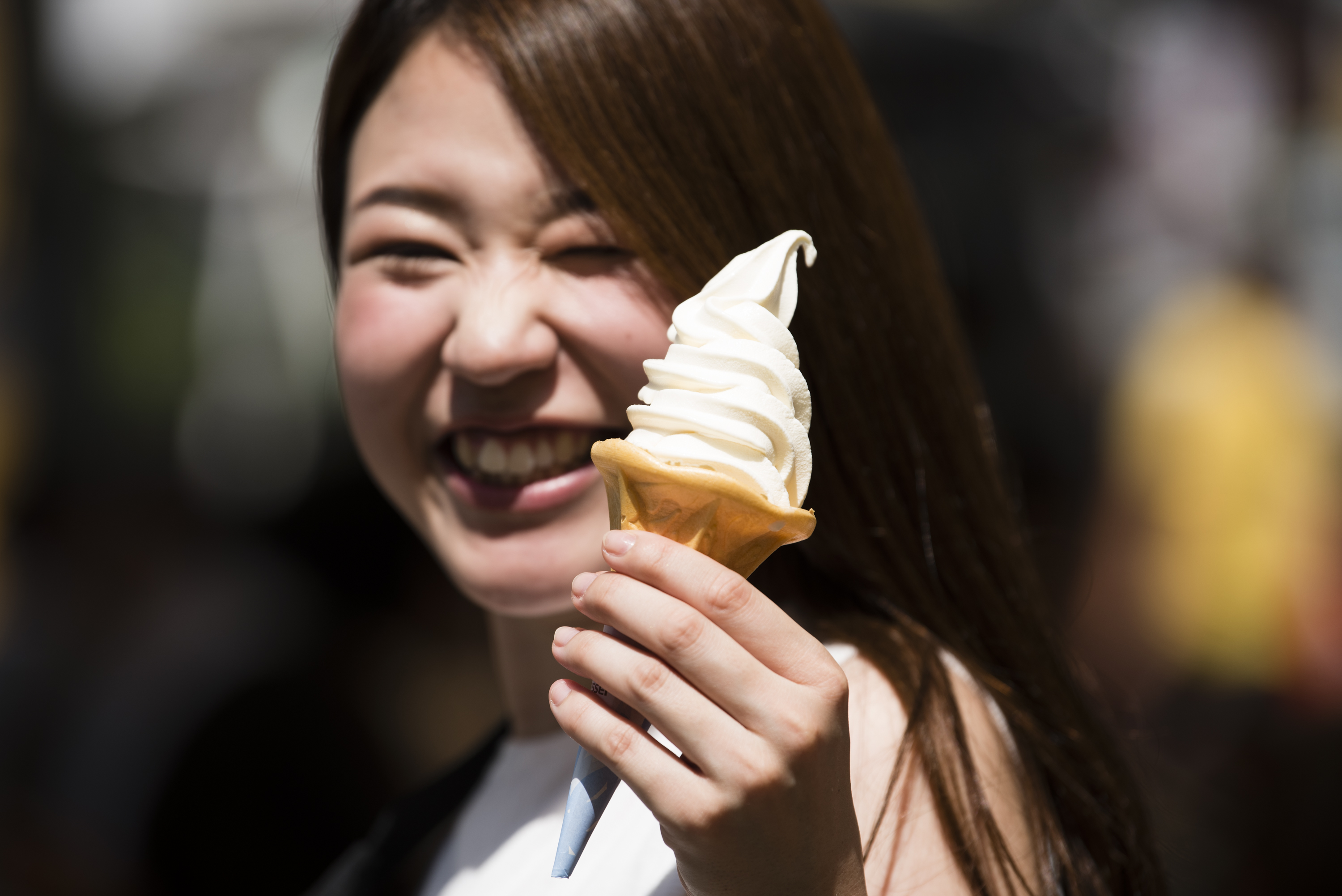 日本連日高溫掀起一波熱浪商機。（東方IC）