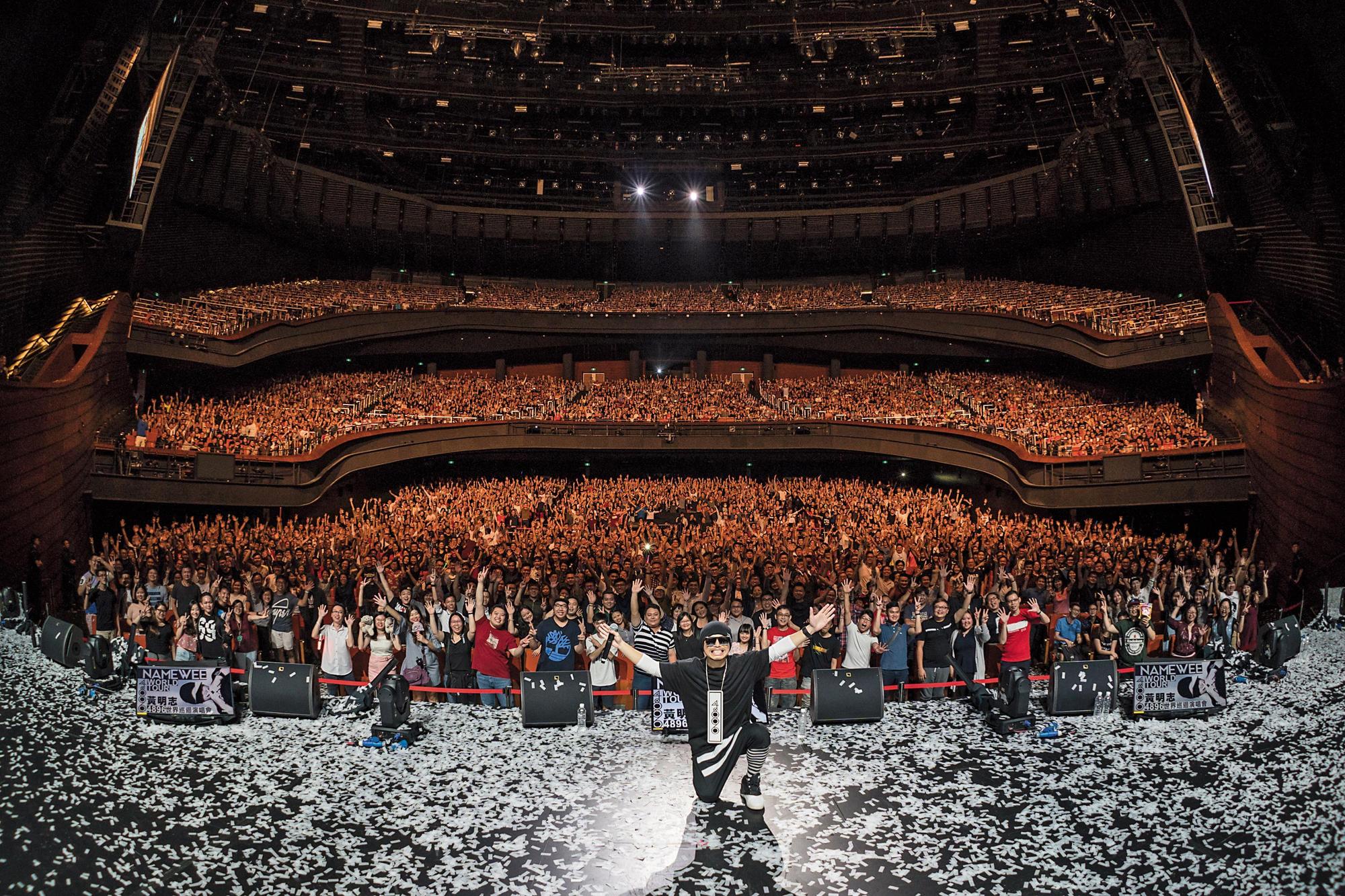 黃明志「4896巡迴演唱會」新加坡場吸引5,000人入場，場面壯觀。（量能提供）