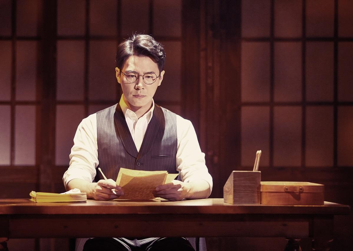 找來近期知名度大增的李奎炯挑大梁主演,讓音樂劇《光的來信》在台灣公演頗受矚目。(台中國家歌劇院提供)