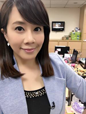 秦綾謙目前為TVBS主播。（取自秦綾謙Donut & Yumi粉絲團）