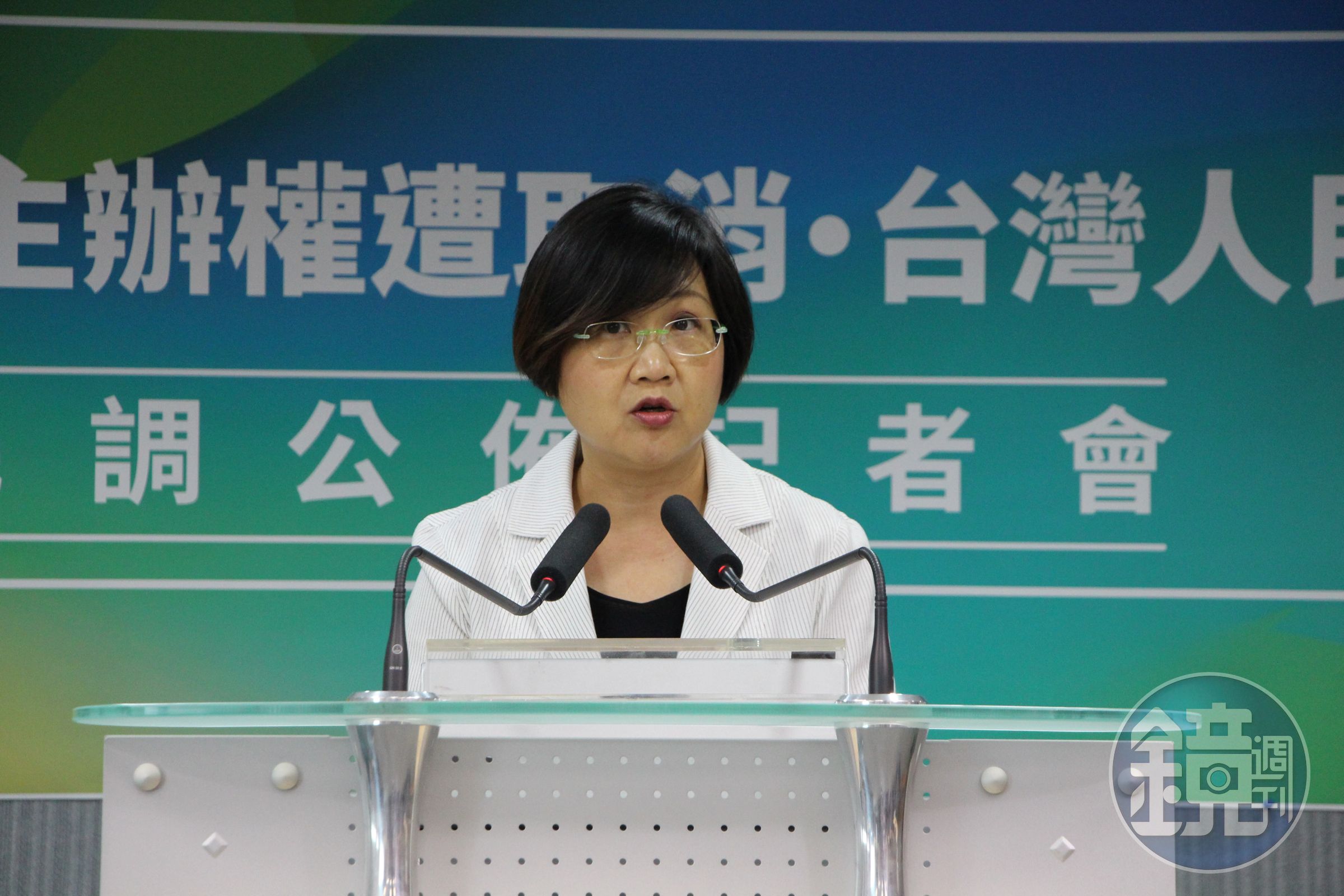 民進黨副秘書長徐佳青今公布民調，高達6成民眾對東亞青年運動會主辦權遭取消感到憤怒。（民進黨提供）