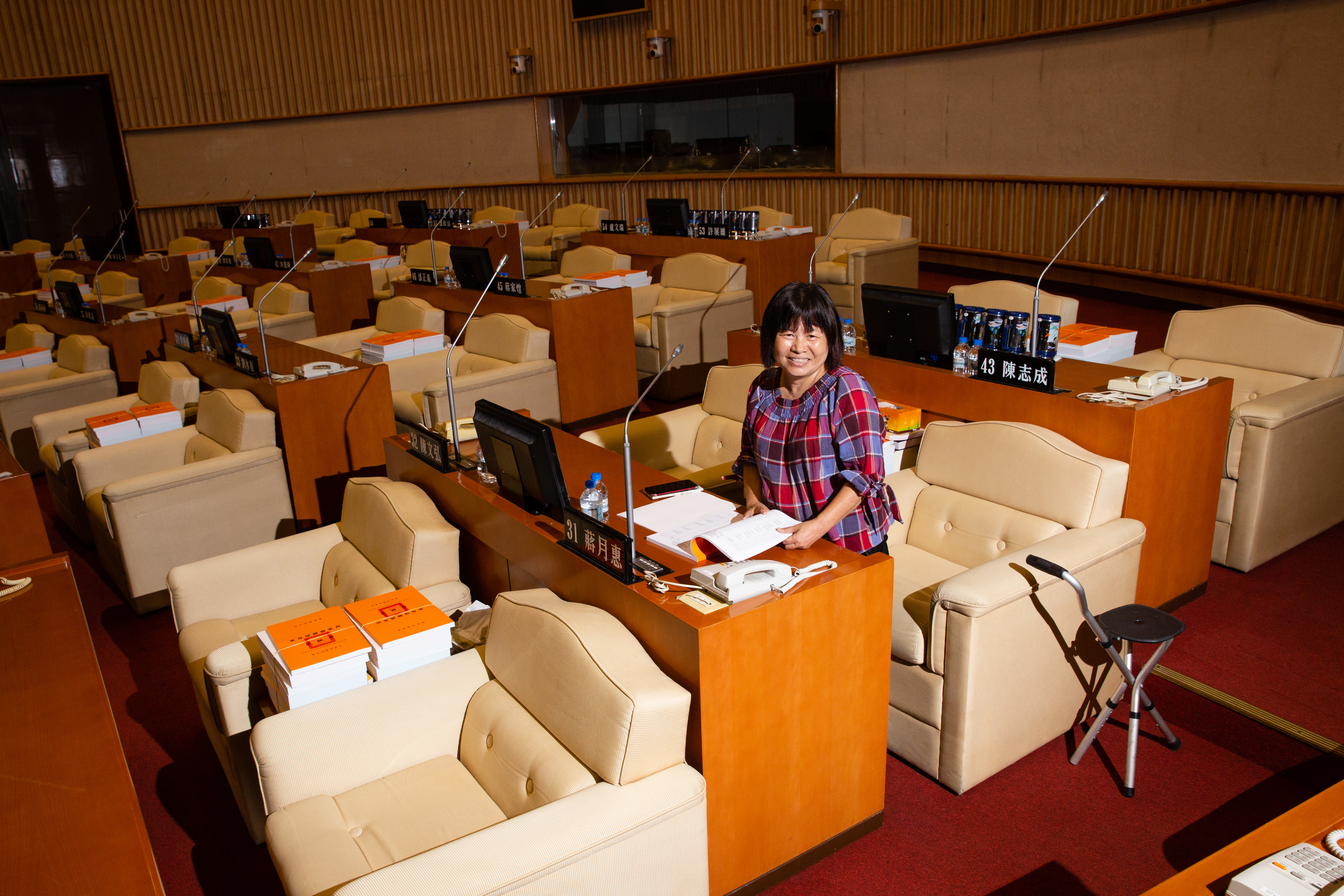 蔣月惠當選議員後四處擋人財路，被視為頭痛份子。