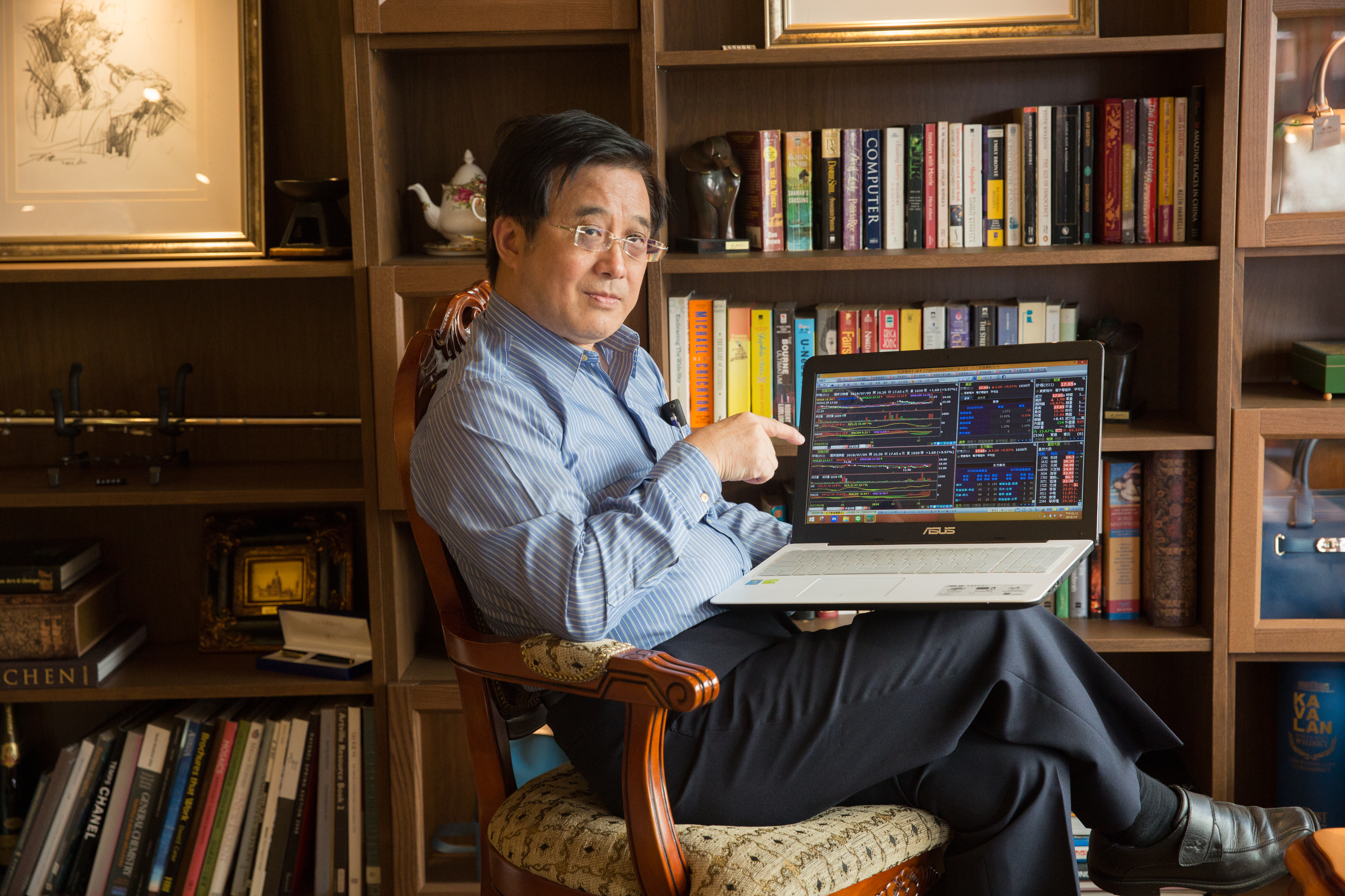 陳昶飛多年來靠著自學,歸納出嚴謹的選股步驟,10年來滾出10倍獲利。