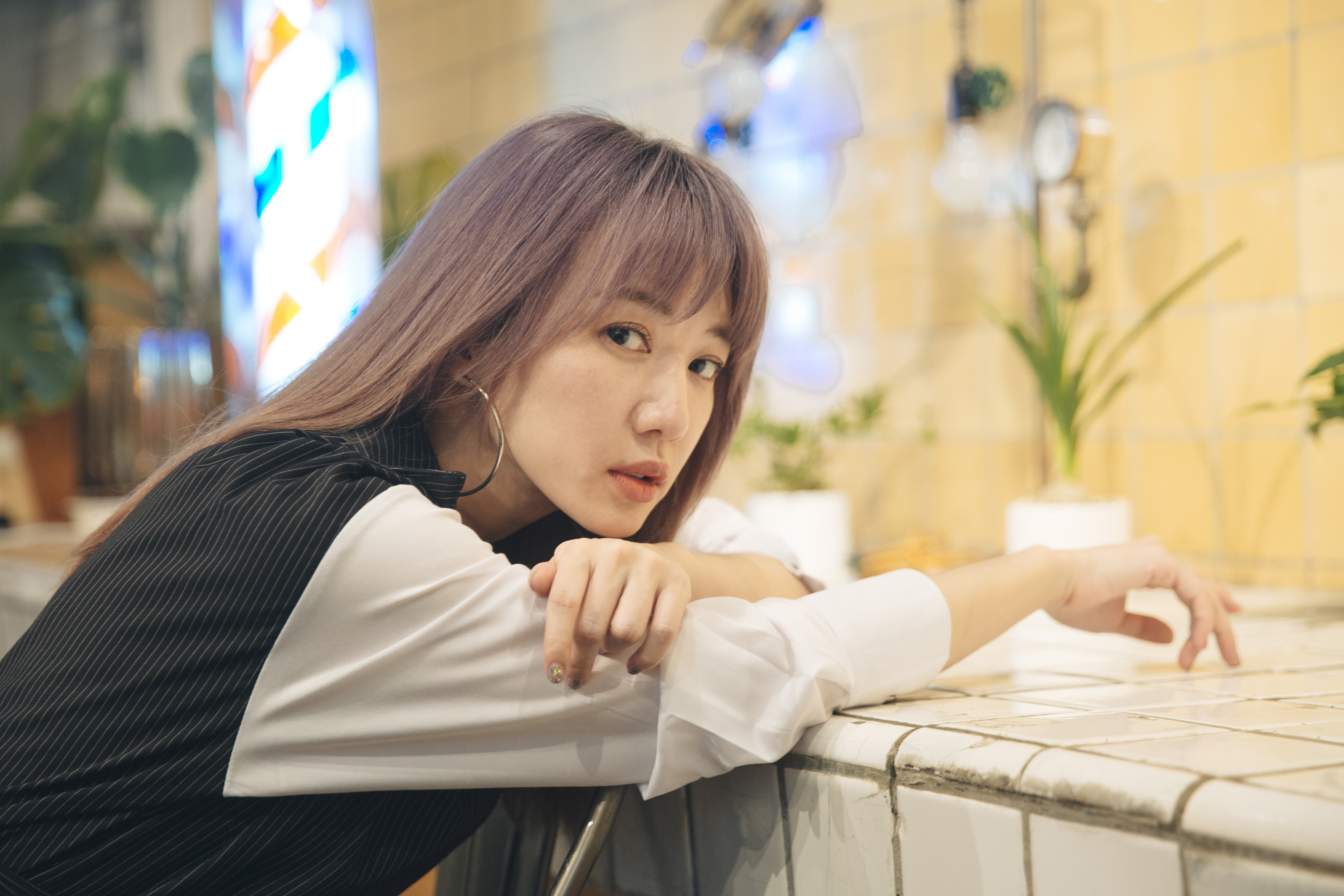 李杏坦言早年對於表演會不夠放鬆，直到《樓下的房客》才打開開關，知道什麼才是放鬆。