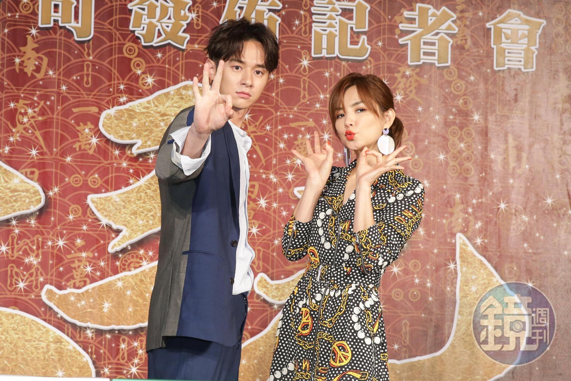 Ella(右)與張軒睿在《大三元》片中談起姊弟戀,她說:「反正我跟誰演都是姊弟戀!」