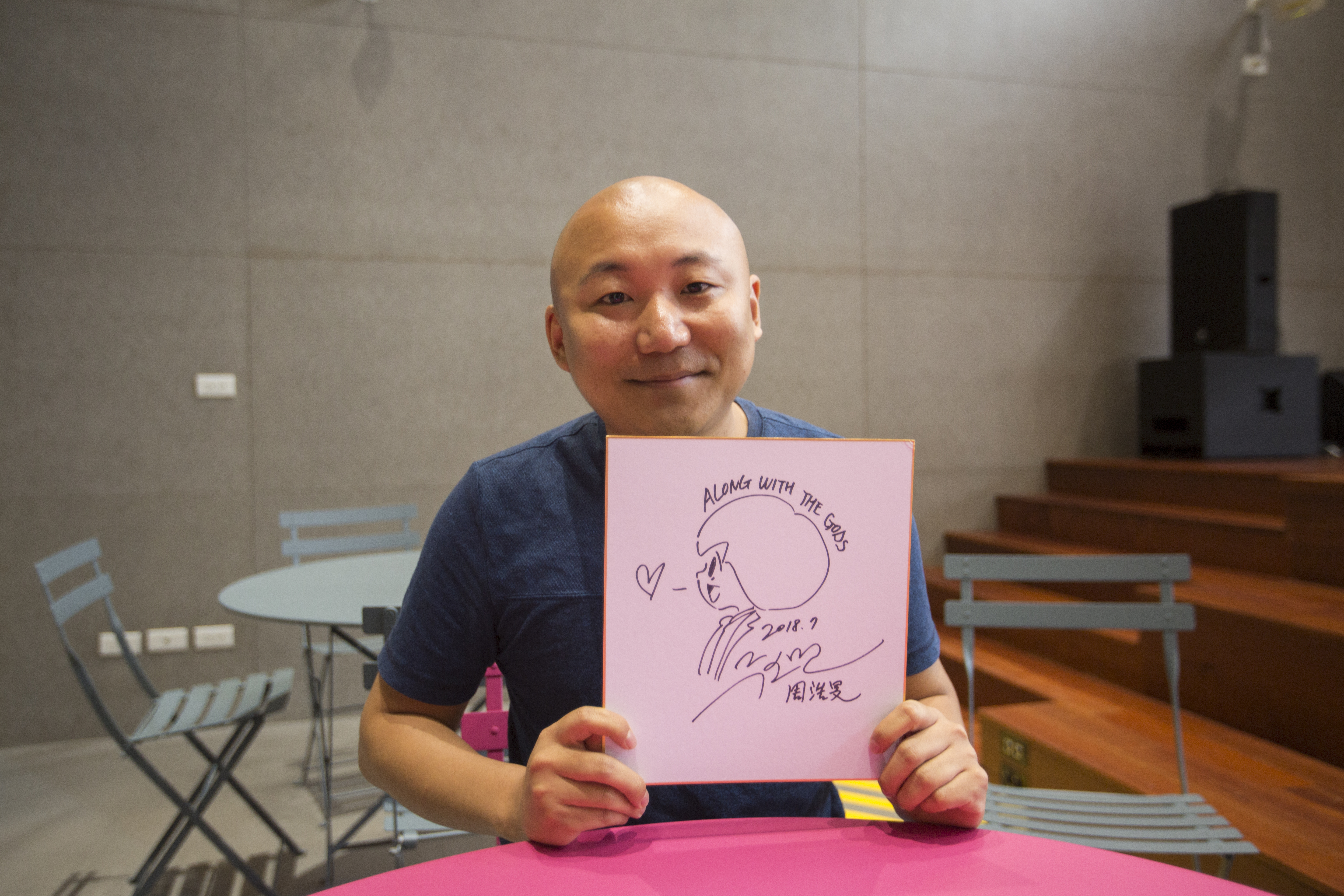 漫畫家周浩旻在韓國有「破壞王」之稱，《與神同行-神的審判》改編成電影大賣，讓他打破魔咒。