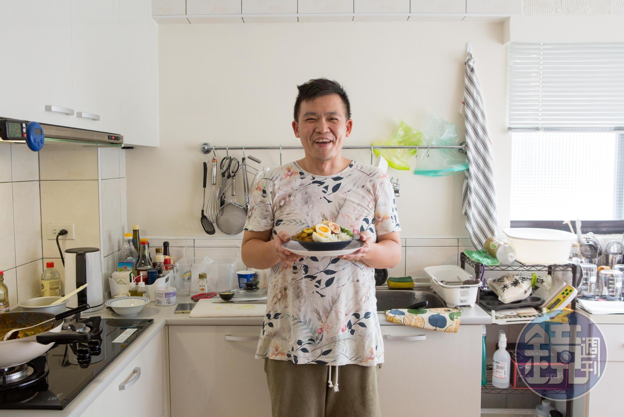 胡里歐偶而也上台北接私廚工作，因此借住弟弟的租屋處，這天採訪是他剛好北上，利用弟弟的廚房做午餐。