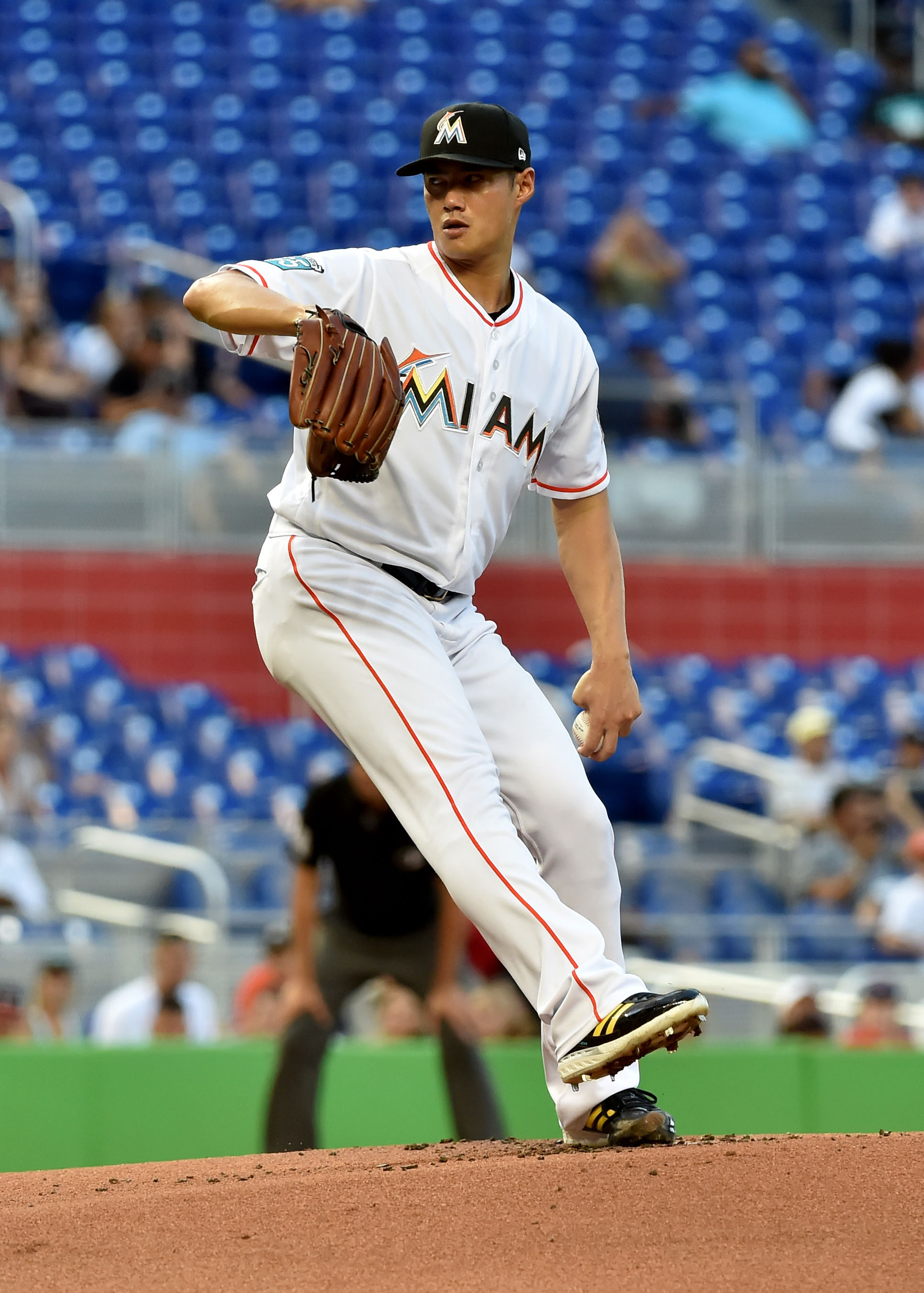 陳偉殷主投5.2局0失分，幫助馬林魚終場以2比1擊敗紅雀，也順利奪下個人本季第4勝。（東方IC）