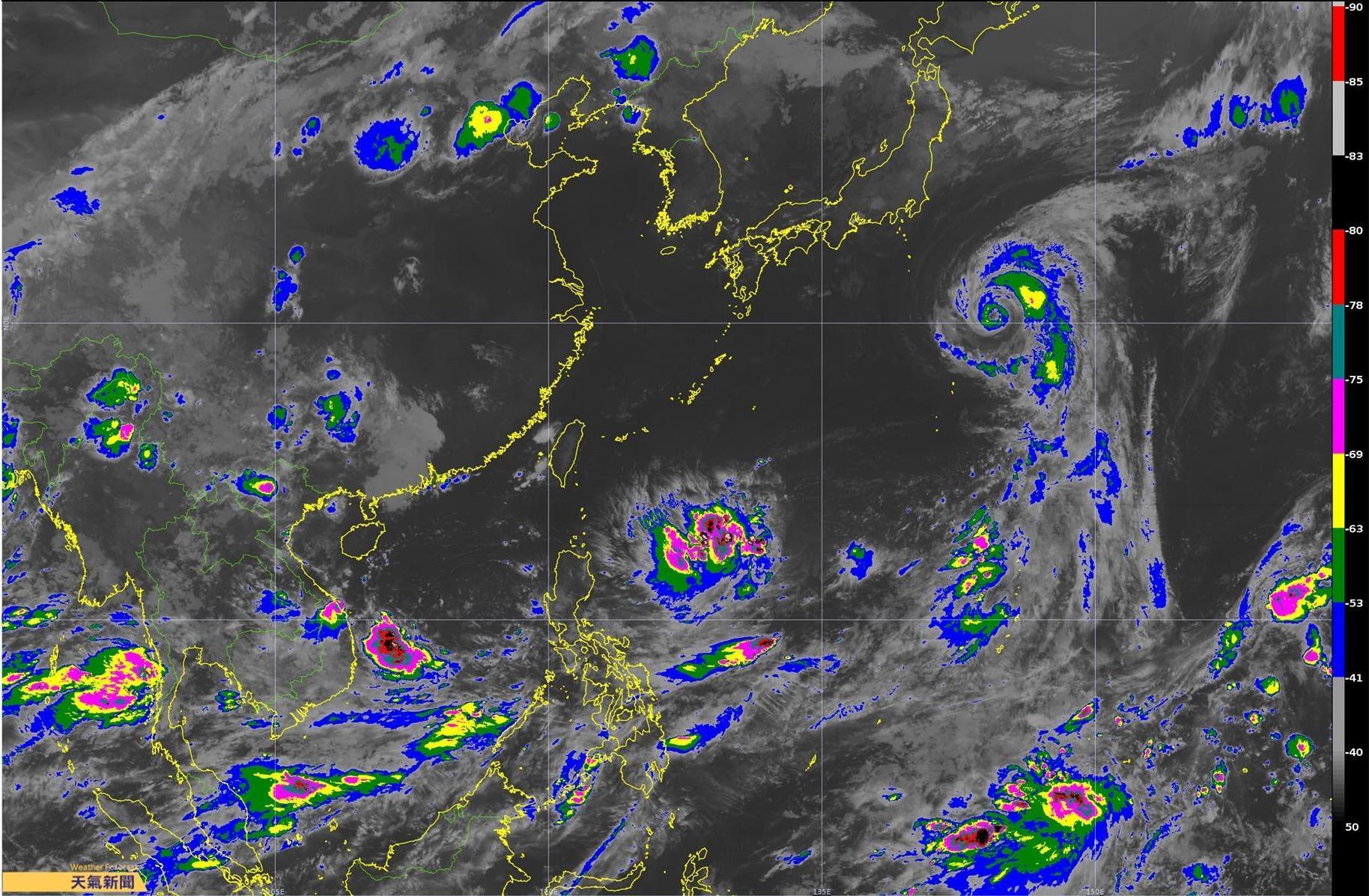台灣東南方有熱帶性低氣壓正在發展中,不排除生成為今年第14號颱風「摩羯」。(翻攝自氣象達人彭啟明粉專)