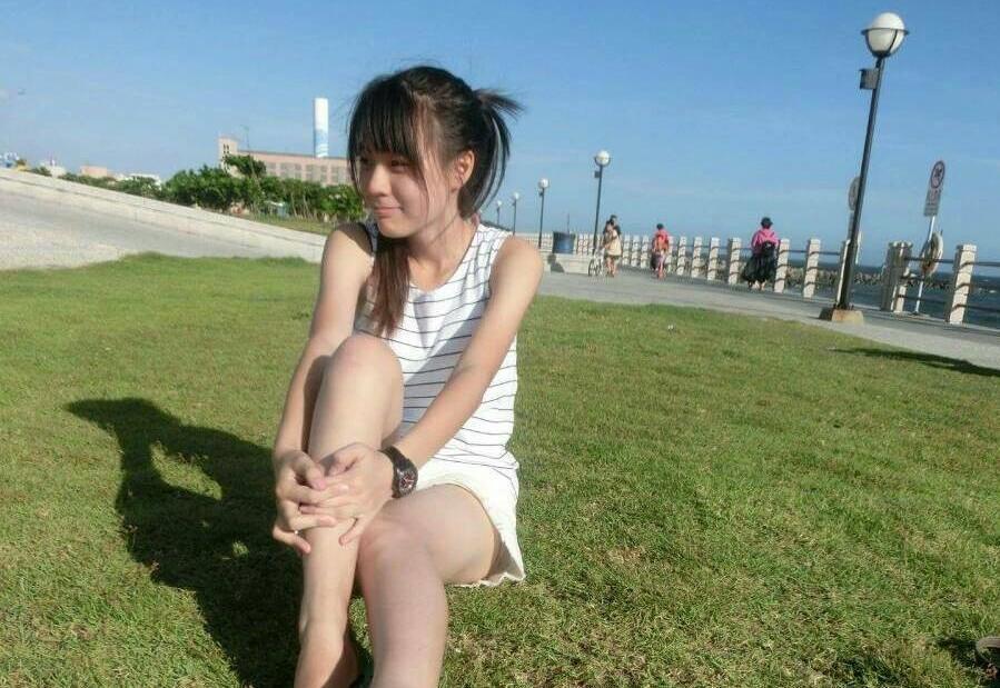 馮琪淯凌晨於臉書po文反駁，外界對「因與男友交往而進步」做出的荒謬結論。（翻攝自馮琪淯臉書）