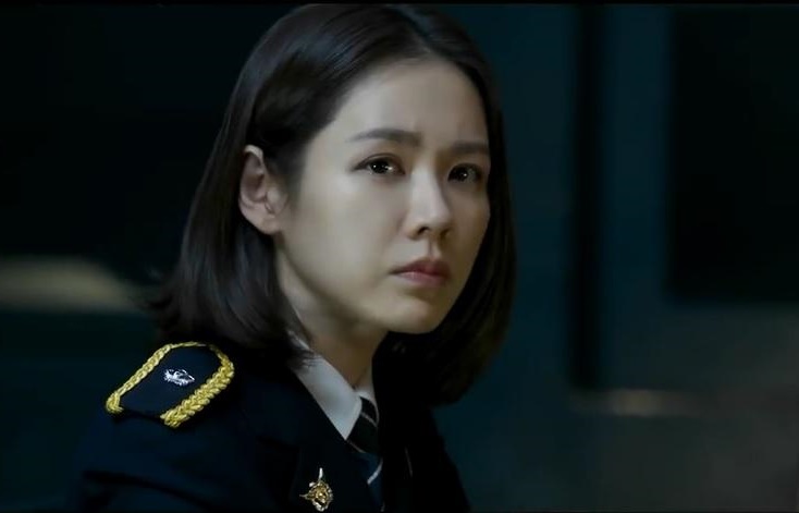 孫藝真在新作《極智對決》中以短髮出演女警，立刻成為眾人注目的焦點。（CJ娛樂提供）