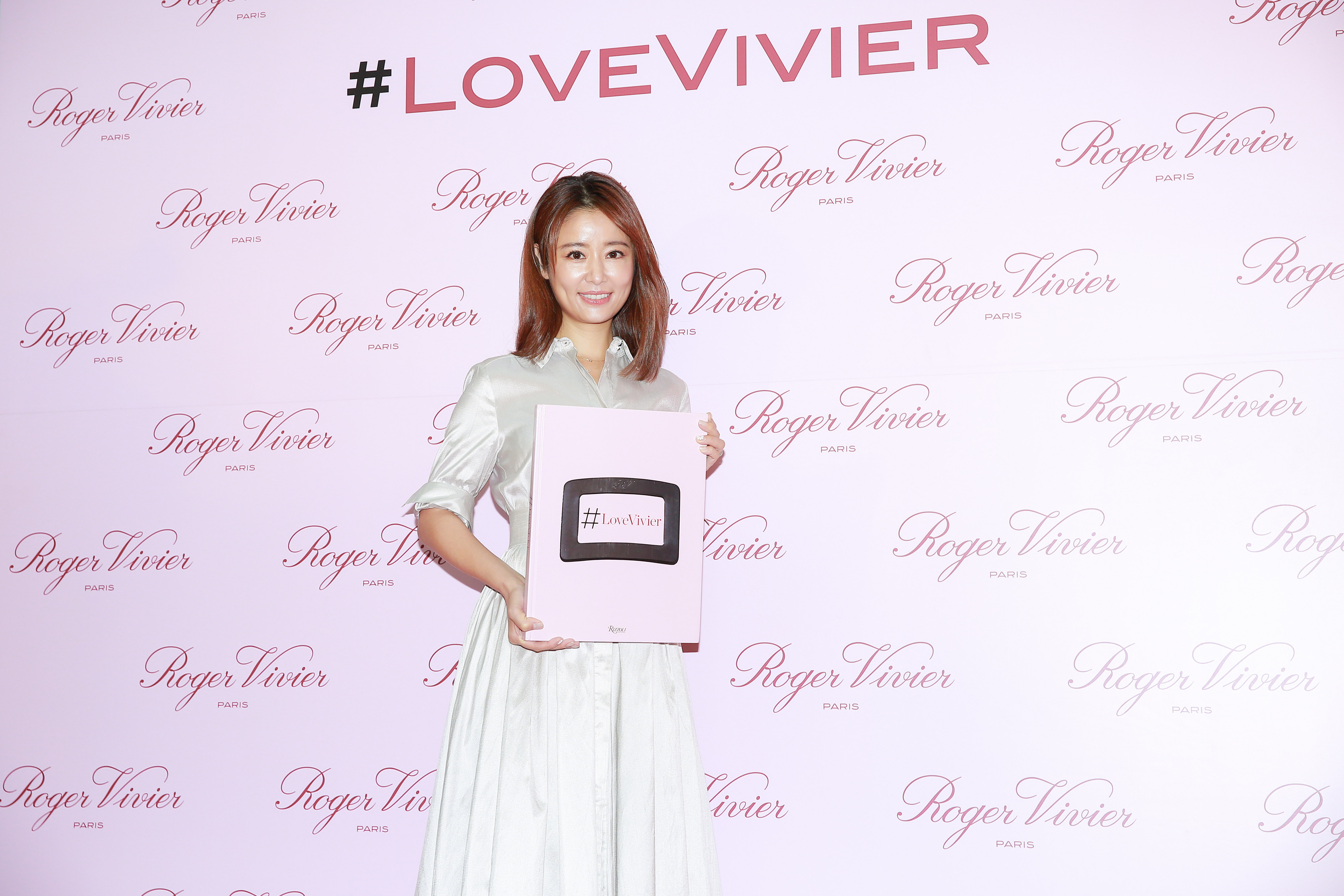 林心如出席Roger Vivier全新書籍《#LoveVivier》媒體發佈會。