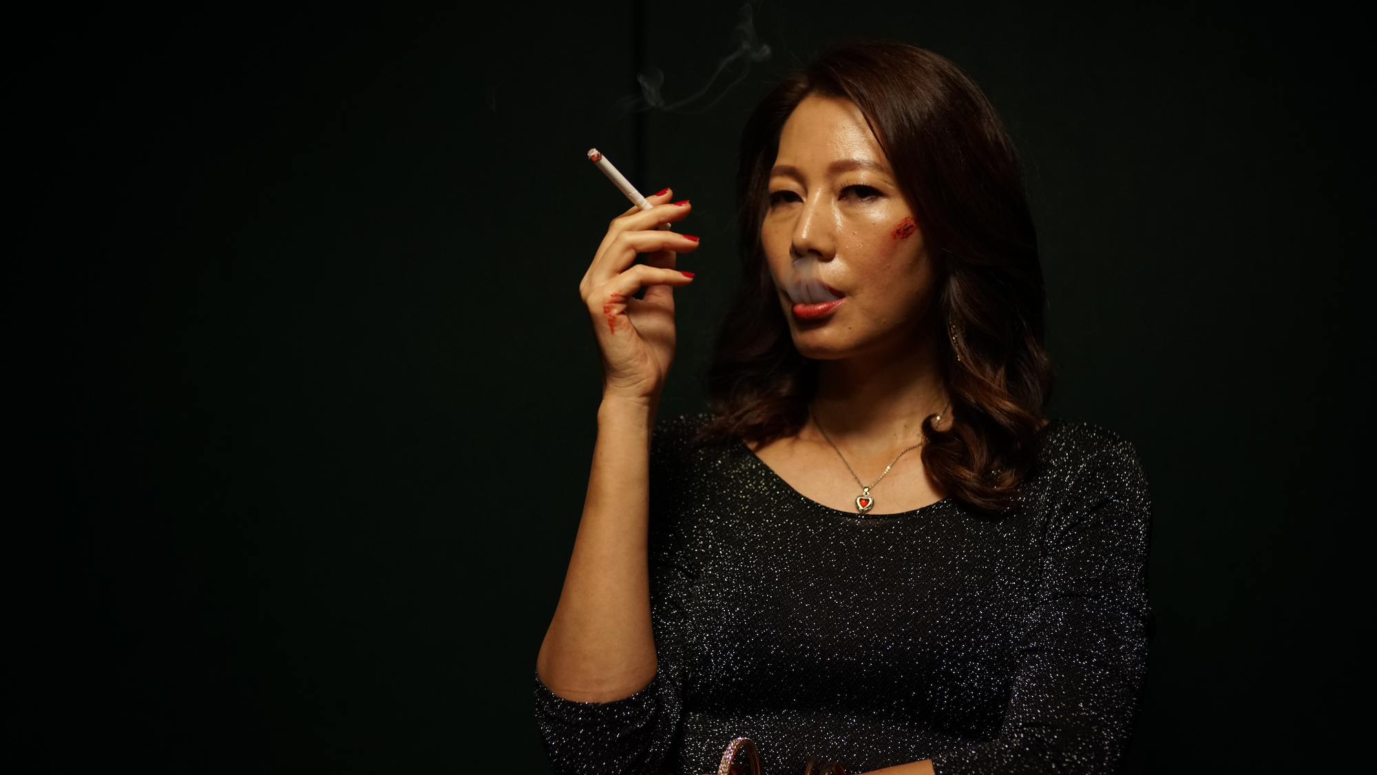 丁寧產後復出演大姐大,氣勢十足。(牽猴子提供)