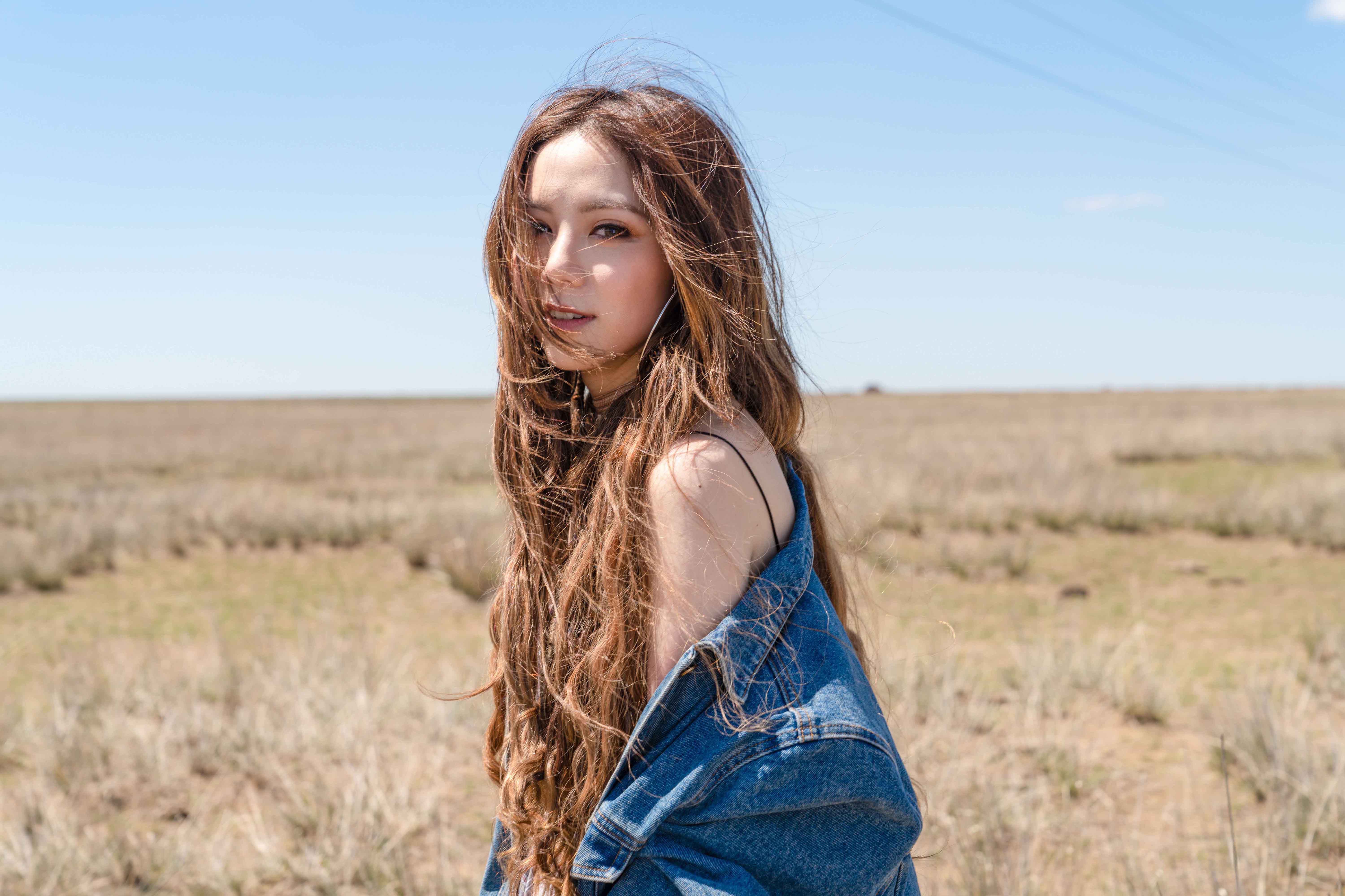 鄧紫棋記念出道十週年，今年將一連推出3首EP答謝歌迷支持。