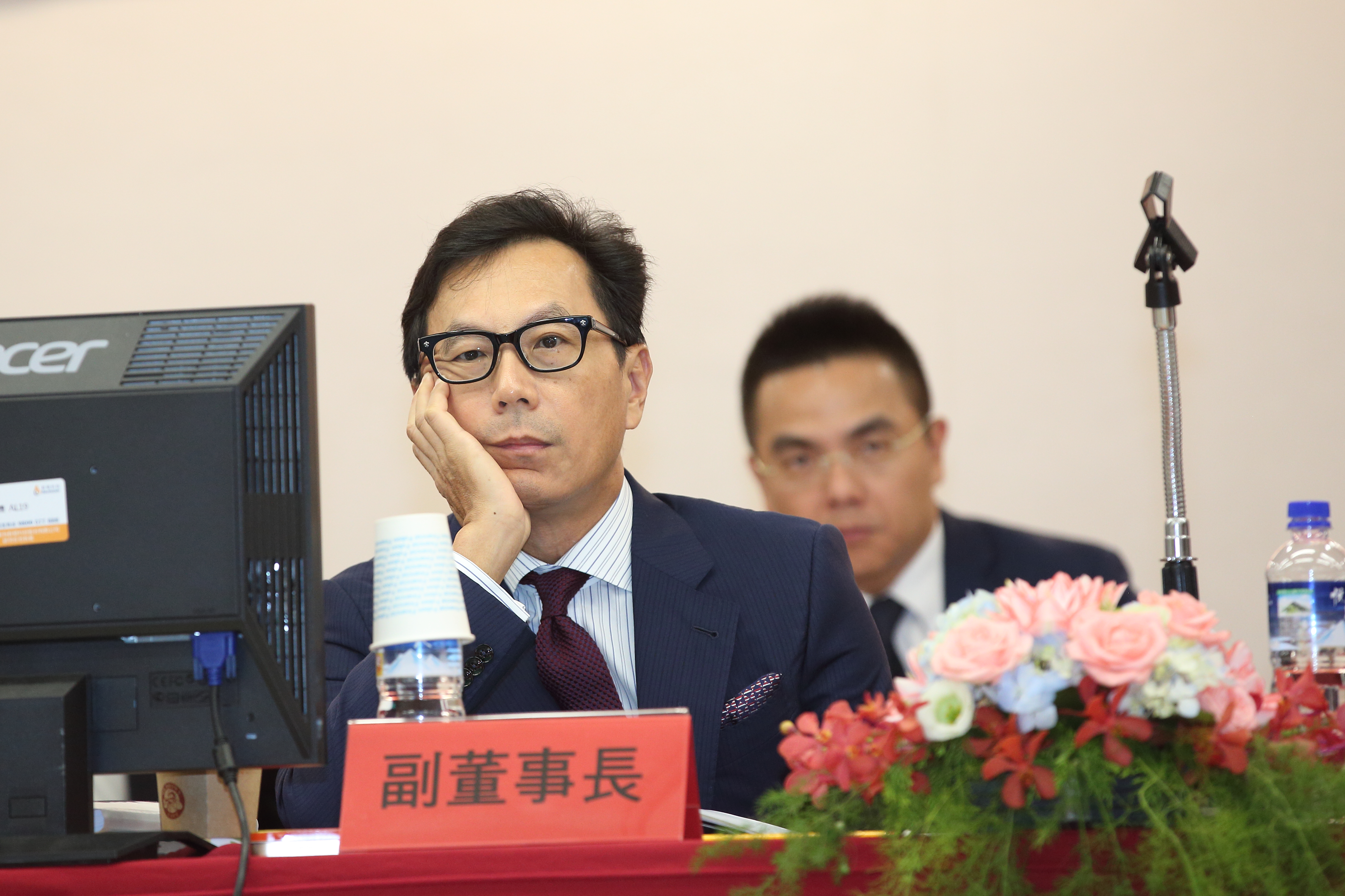 蔡明忠在富邦金將不能做決策，否則會丟掉富邦金副董一職。