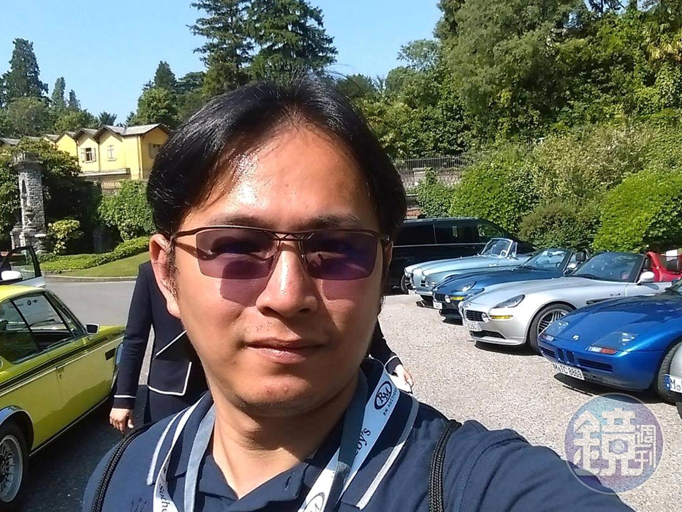 《專家觀點》 ca汽車頻道總編輯 藍尼克:Urus雖然採用了與同集團的Q7、的Cayenne、Touareg一樣的MLB模組化底盤,以及4.0L V8雙渦輪增壓引擎。不過也由於共用了集團資源,所以要如何凸顯出自己的「格」,可說是格外的重要!但我相信Urus經過了LAMBORGHINI的重新詮釋後,所呈現出的車感與風味肯定是截然不同的。所謂的義大利Passion為何?相信很多人已等不及躍躍欲試了!