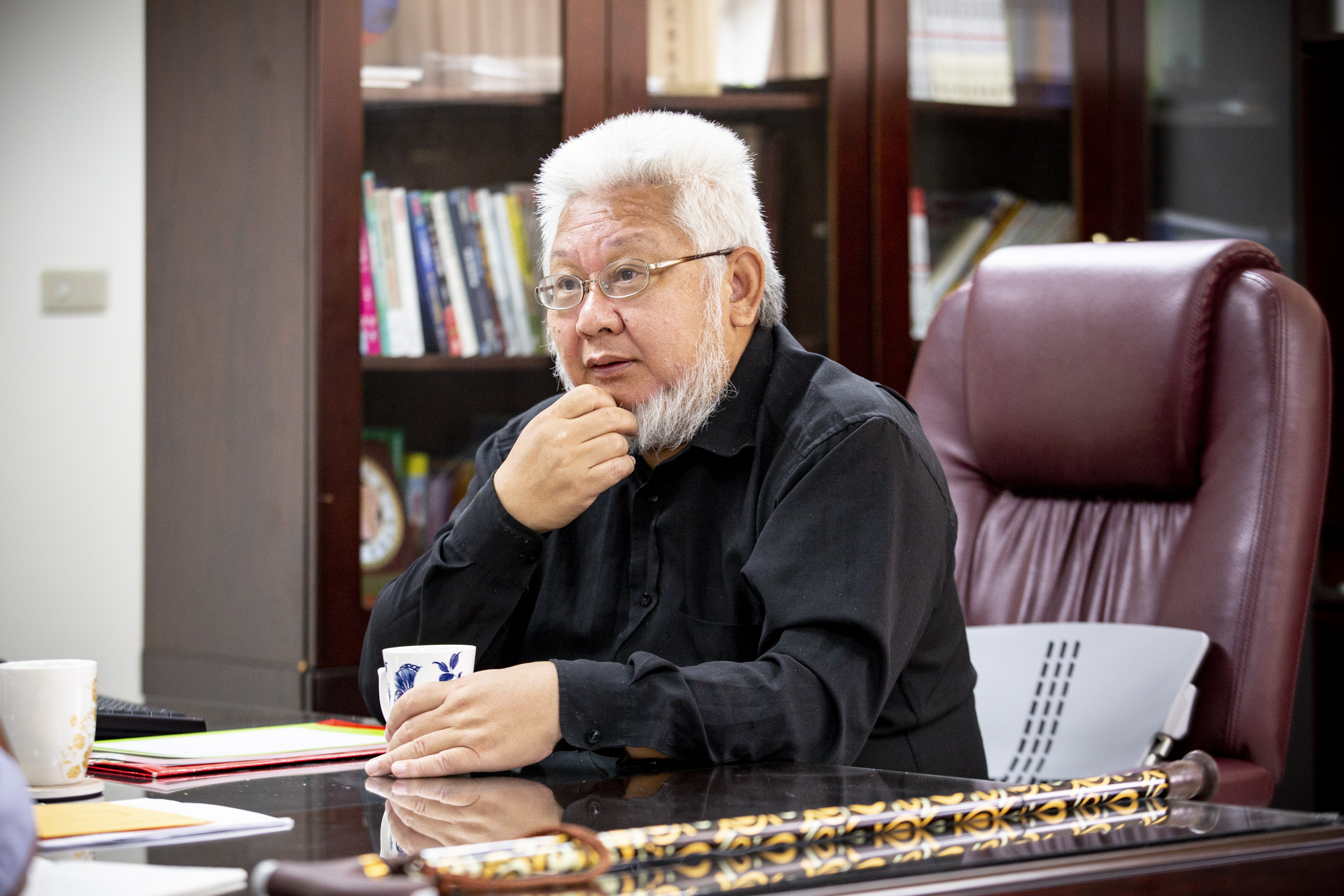 黃勝堅說，目前北市聯醫已有206位主治醫師，走出醫院，到社區中看診，訪視次數已達31407次。他心有願景，希望未來連基層門診醫師，都能走出診間。