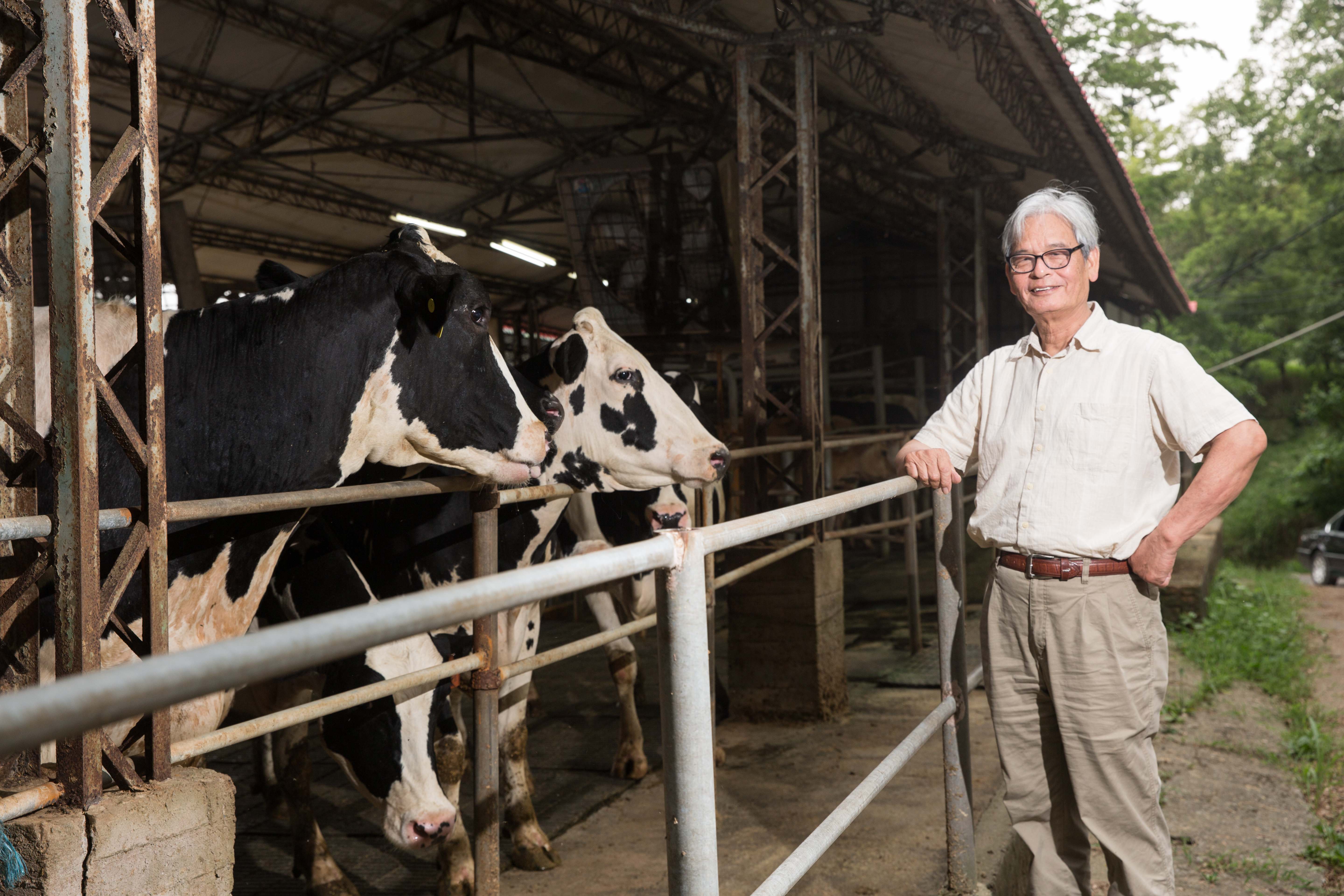 施尚斌身為第一批赴美學養牛的台青，從中體悟許多人生道理。