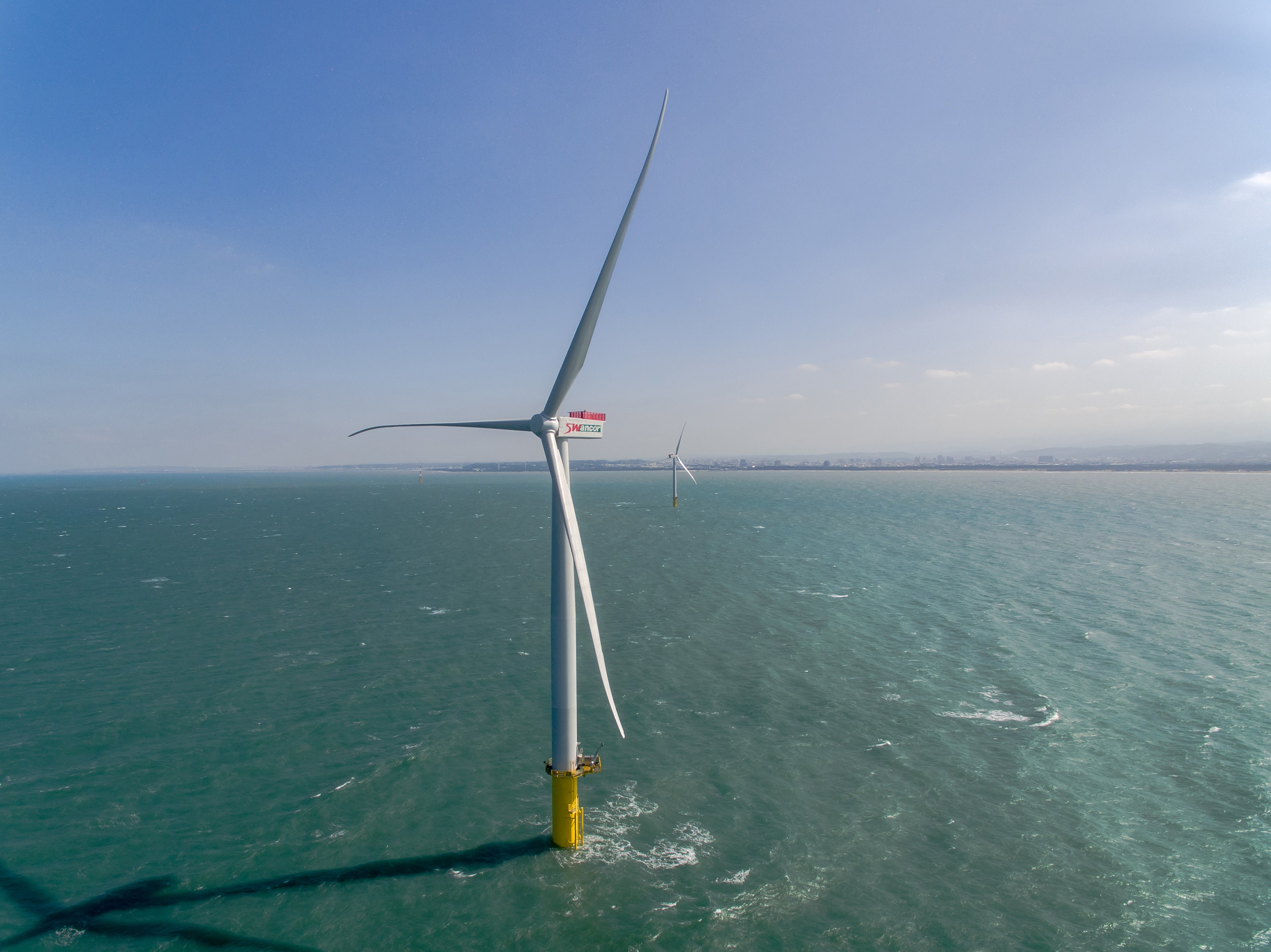 雖然風電股近月大幅修正，但林適中看好離岸風電是未來20年趨勢產業，反而趁拉回時加碼。（翻攝自上緯官網）