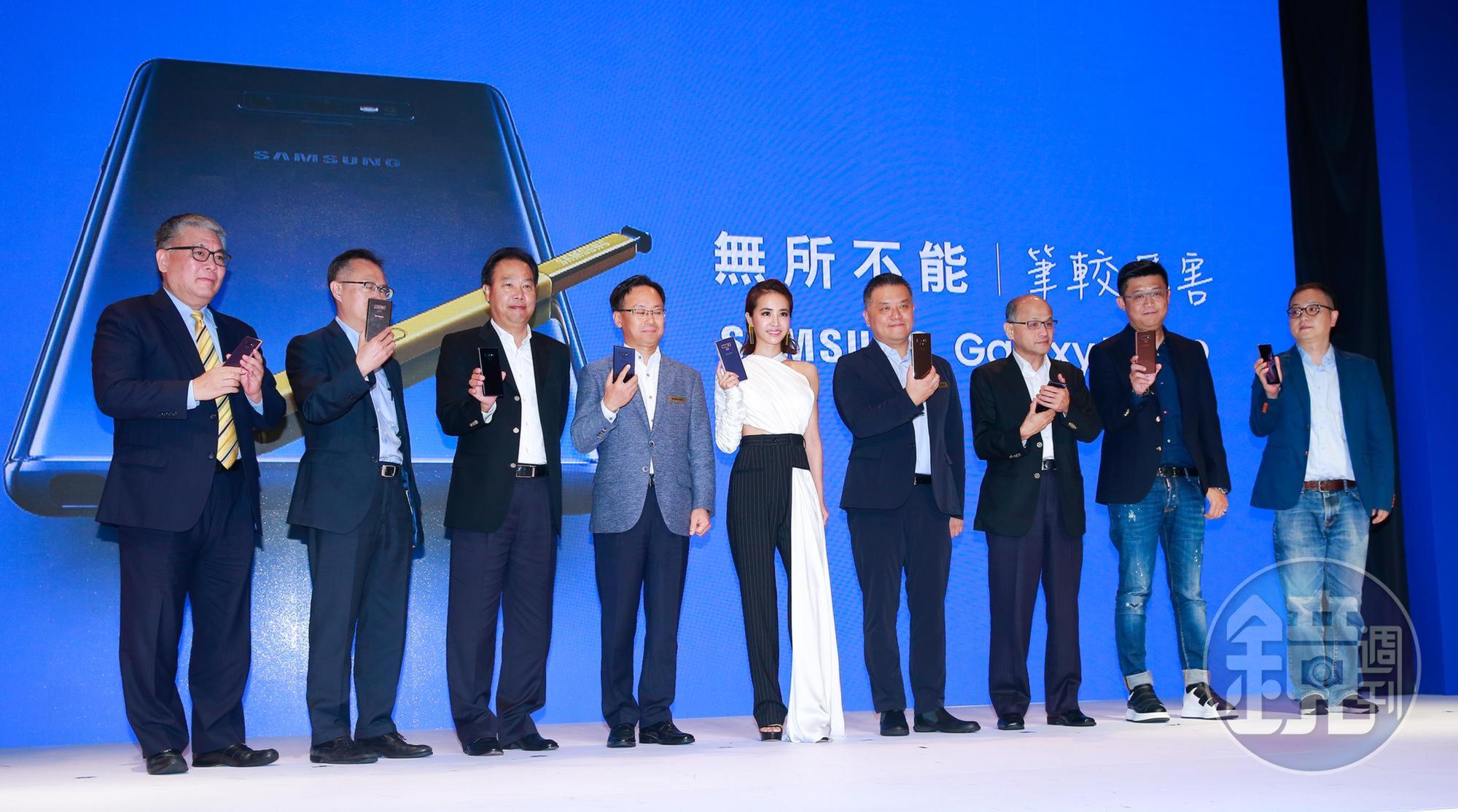 三星Note 9今（15）日正式在台發表，還找來小天后蔡依林幫忙站台，這次旗艦機入門版就要價3.09萬元。