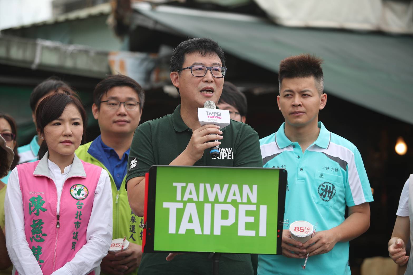 民進黨台北市長參選人姚文智發表倒數百日宣言,強調將「砍掉重練」。(姚文智辦公室提供)