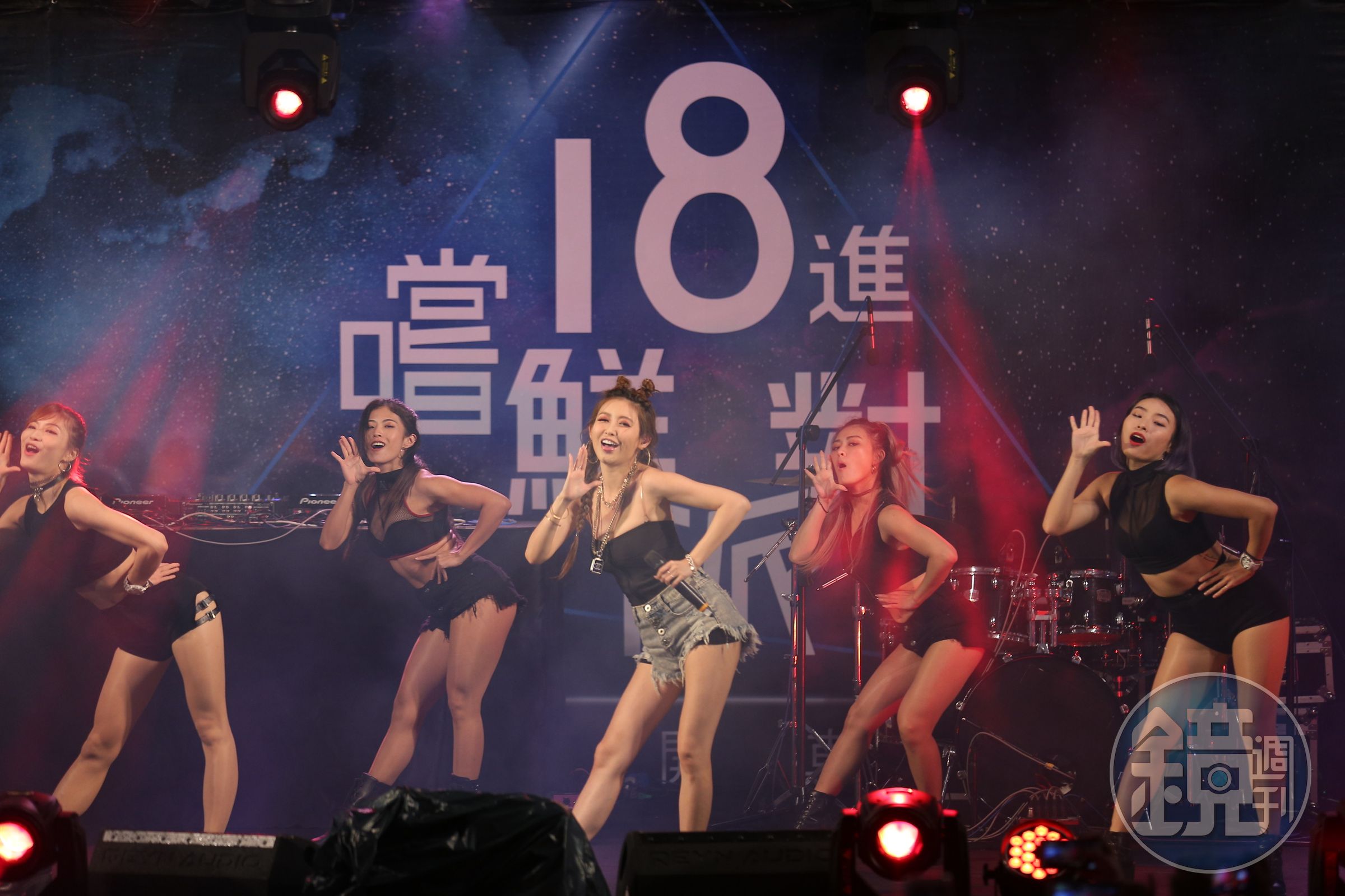 愷樂熱情上場，唱跳俱佳。（新視紀整合行銷）