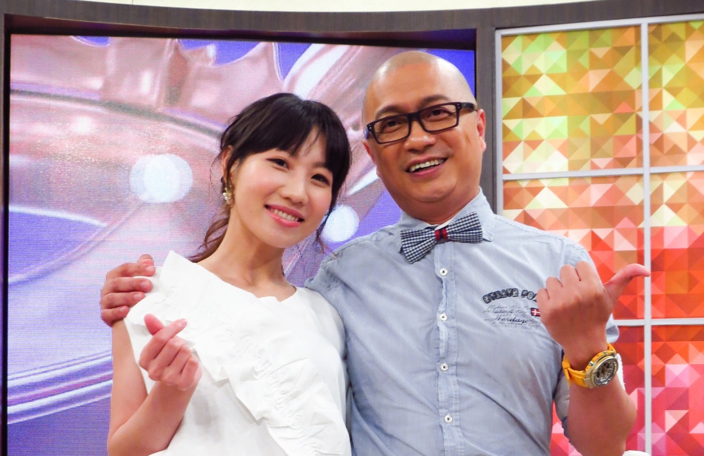 Paul雖然很疼愛老婆咪咪，不過忘記老婆名字怎麼寫實在很誇張。（衛視中文台提供）