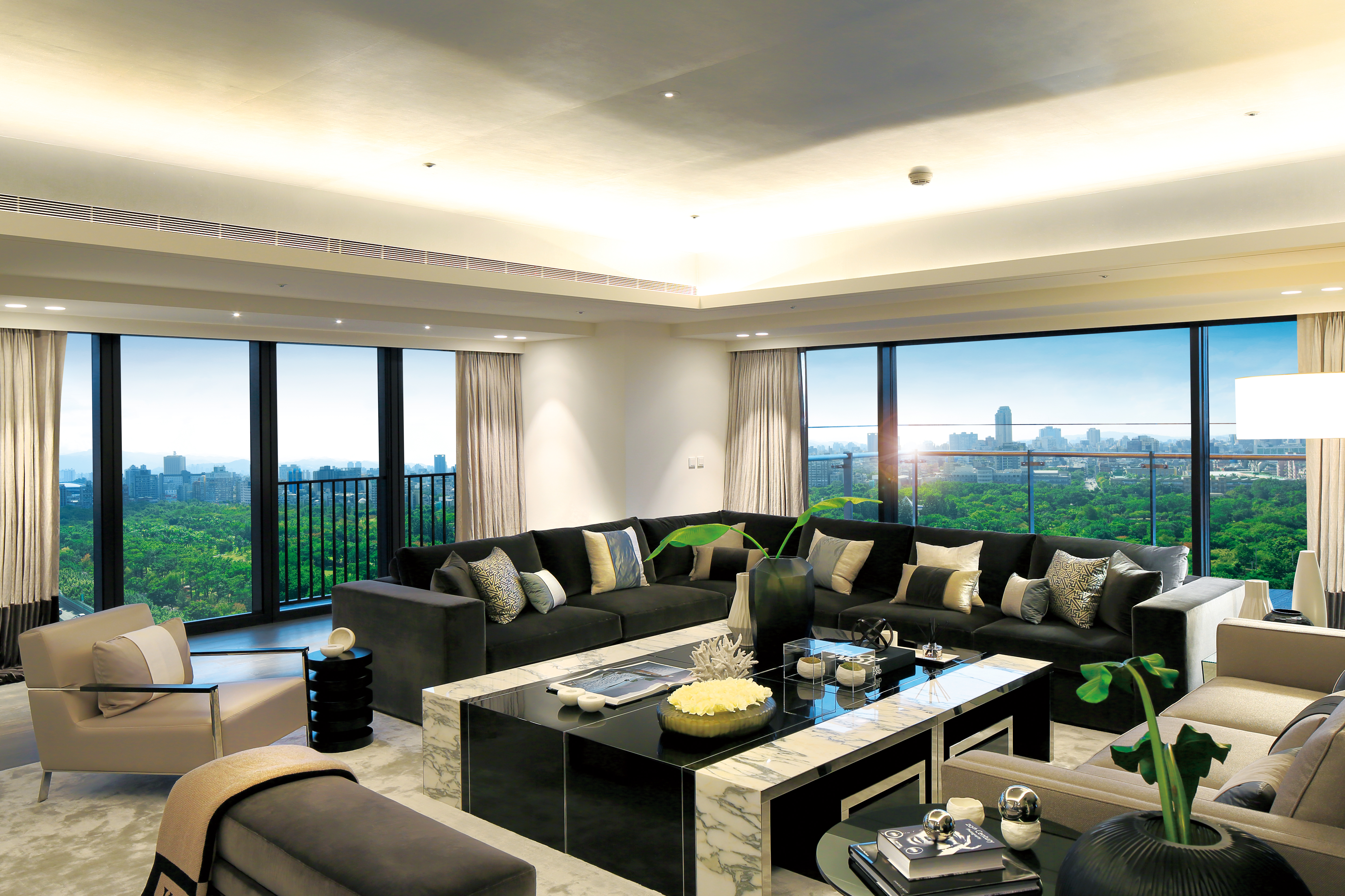 ONE PARK有大安森林公園景觀，吸引買家青睞。（ONE PARK提供）