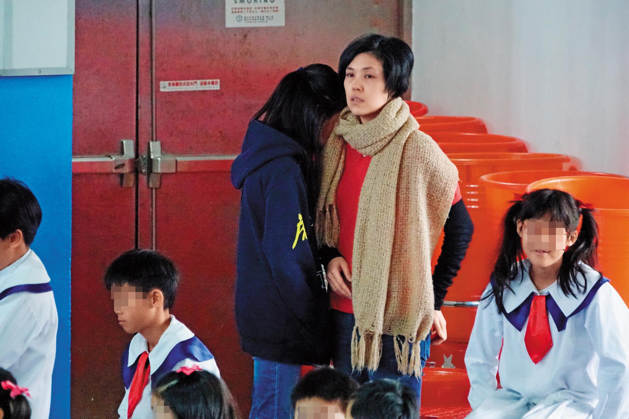 施宣榕臉上滿是憔悴與心煩。（本刊資料照）