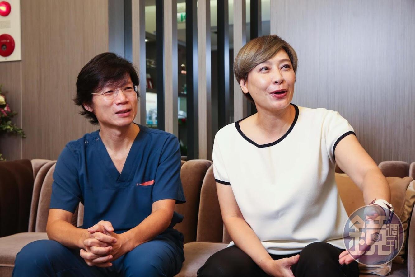 曼都集團董事長賴淑芬（右）對曼都整形外科診所院長李瑞田（左）的技術讚譽有加。