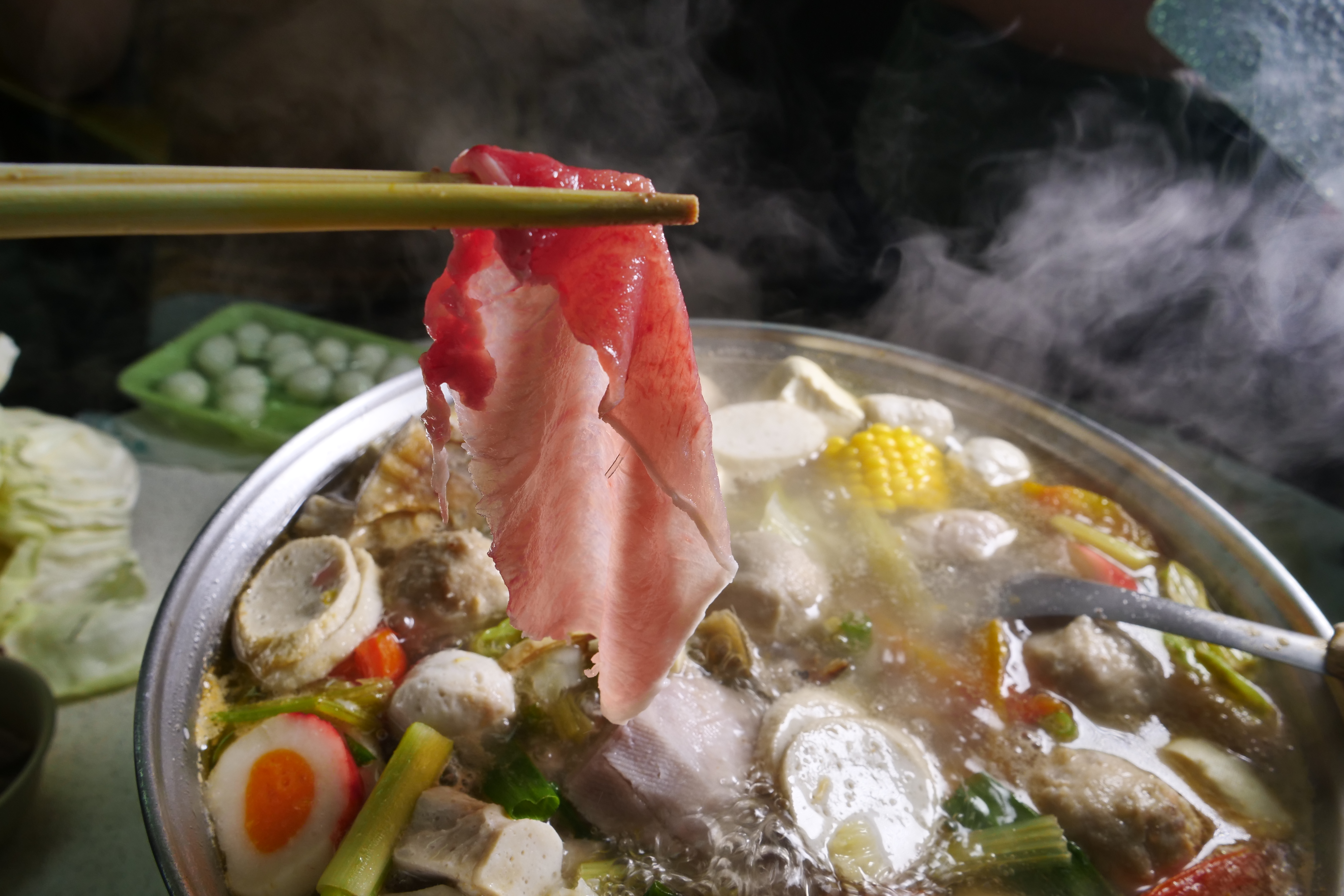 廣東汕頭式的沙茶爐是台南人的心頭好。