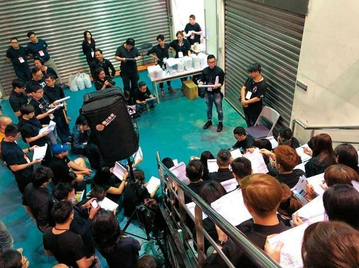 由陳鎮川領軍的團隊負責製作第29屆金曲獎,從舞台設計到節目演出都叫好叫座。(翻攝陳鎮川臉書)