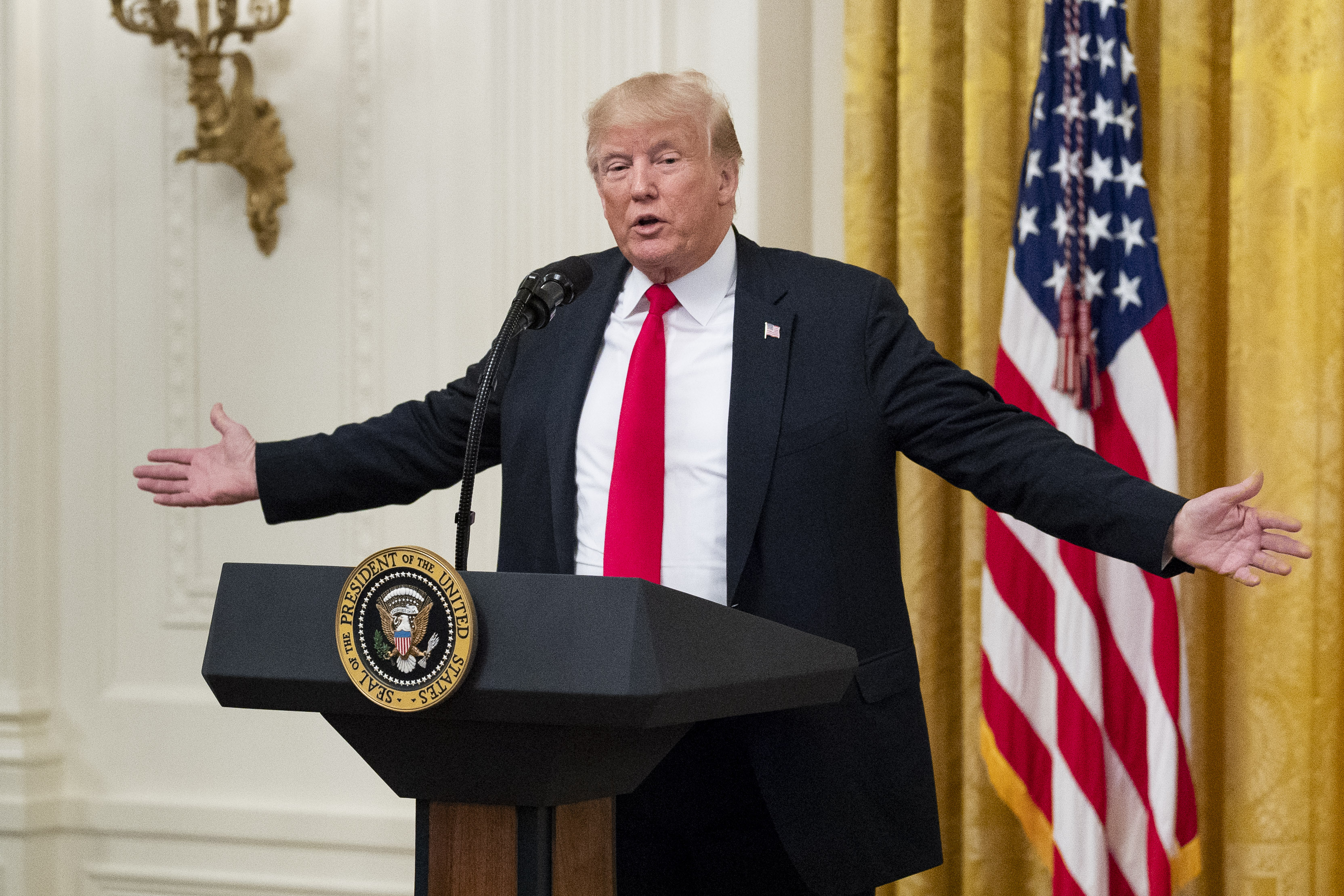 美國針對大陸輸美的2000億美元商品課稅25%問題召開公聽會進行討論,預計相關細節將在9月6日公聽會結束後正式生效,消息一出,讓大陸台商剉勒等。(東方IC )