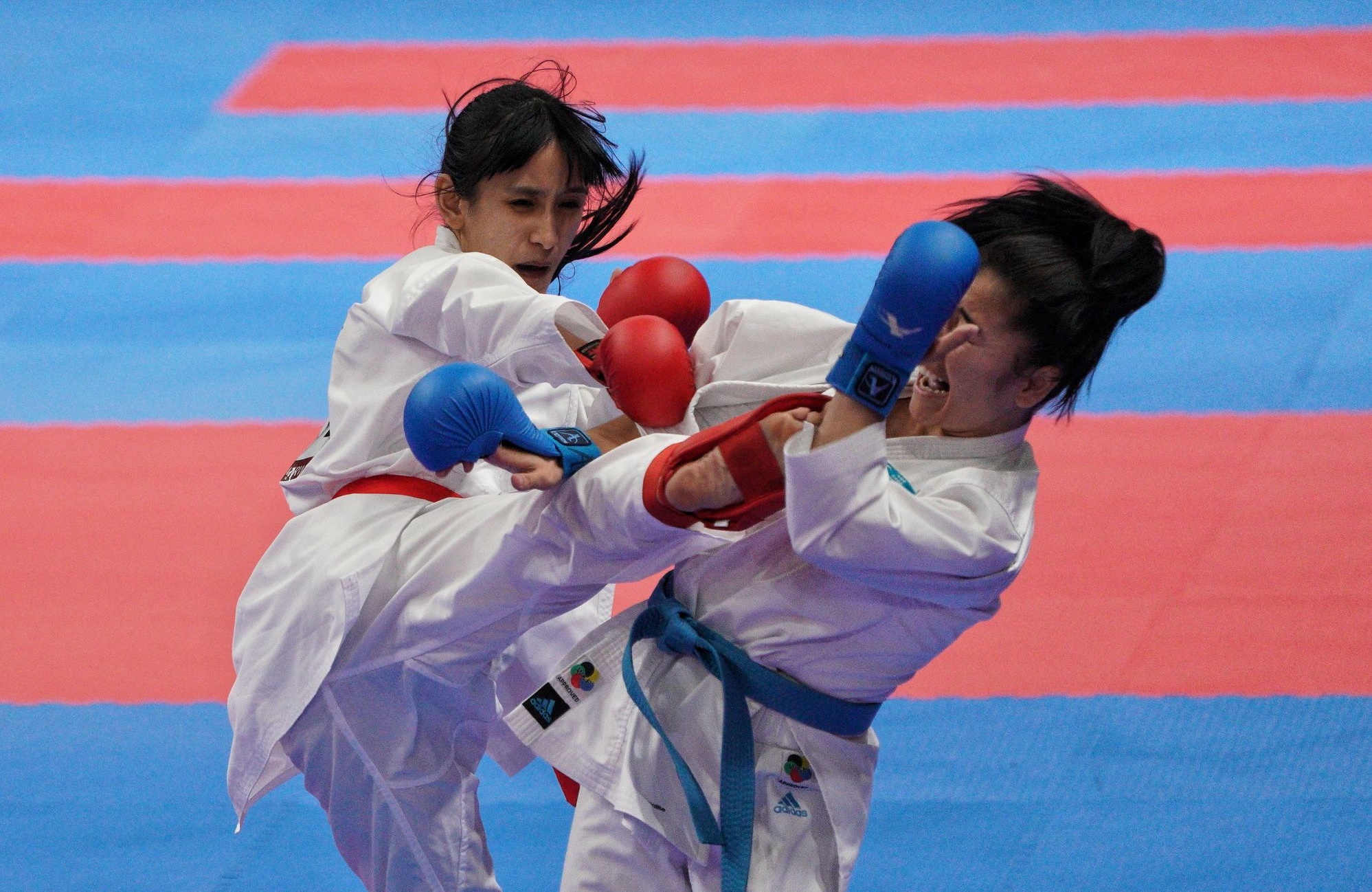 來自南投信義鄉的布農女孩谷筱霜，繼文姿云後，踢下第二面女子空手道金牌。（中華奧會提供）