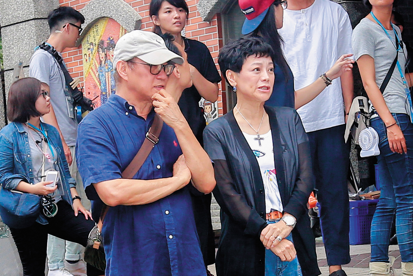 監製張艾嘉（右）、廖慶松（左）各自在前期編劇與後期剪接給予協助。