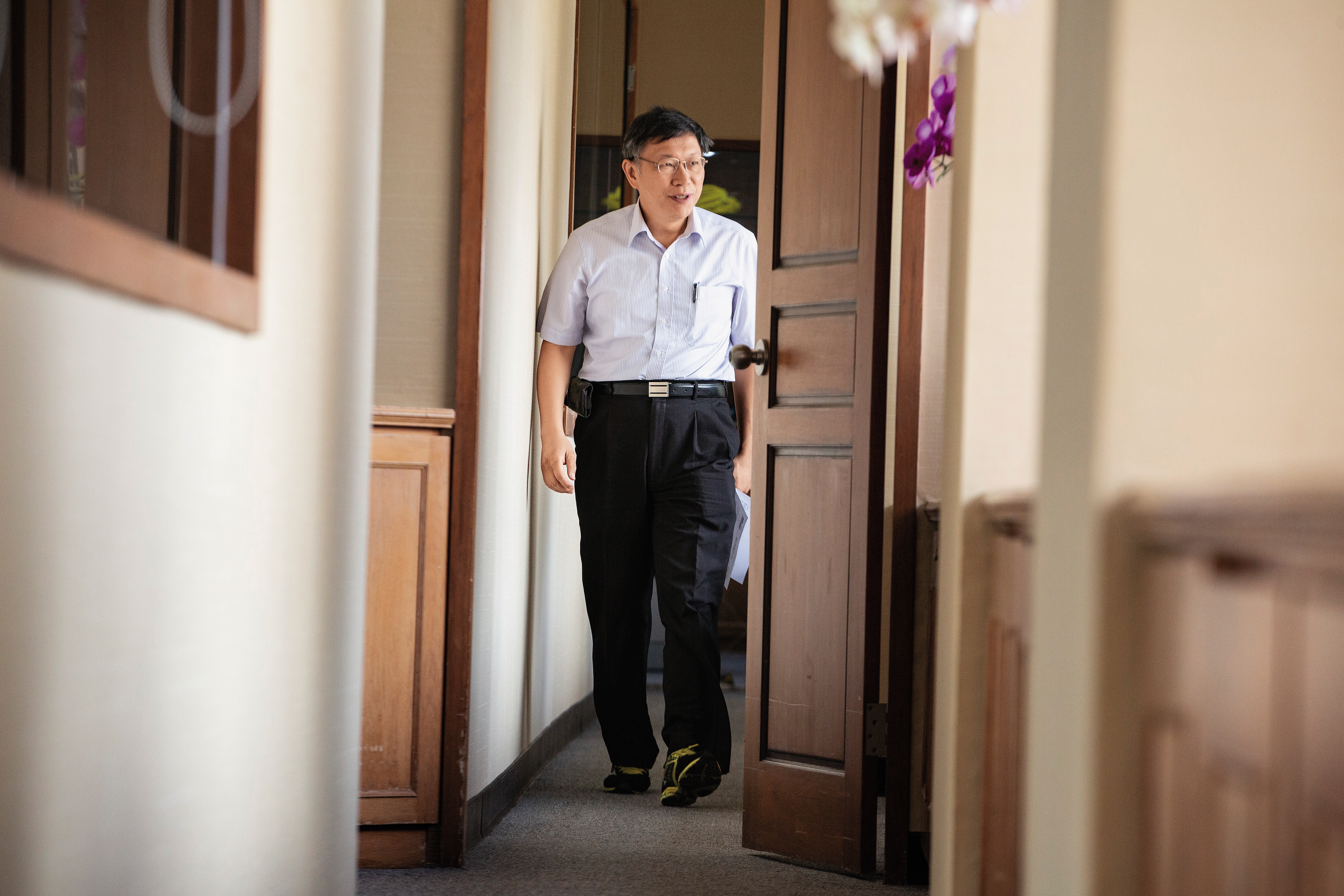 柯文哲自我剖析性格有2個面向，一面是勤勞不懈的雍正、另一面是遊戲人間的濟公。