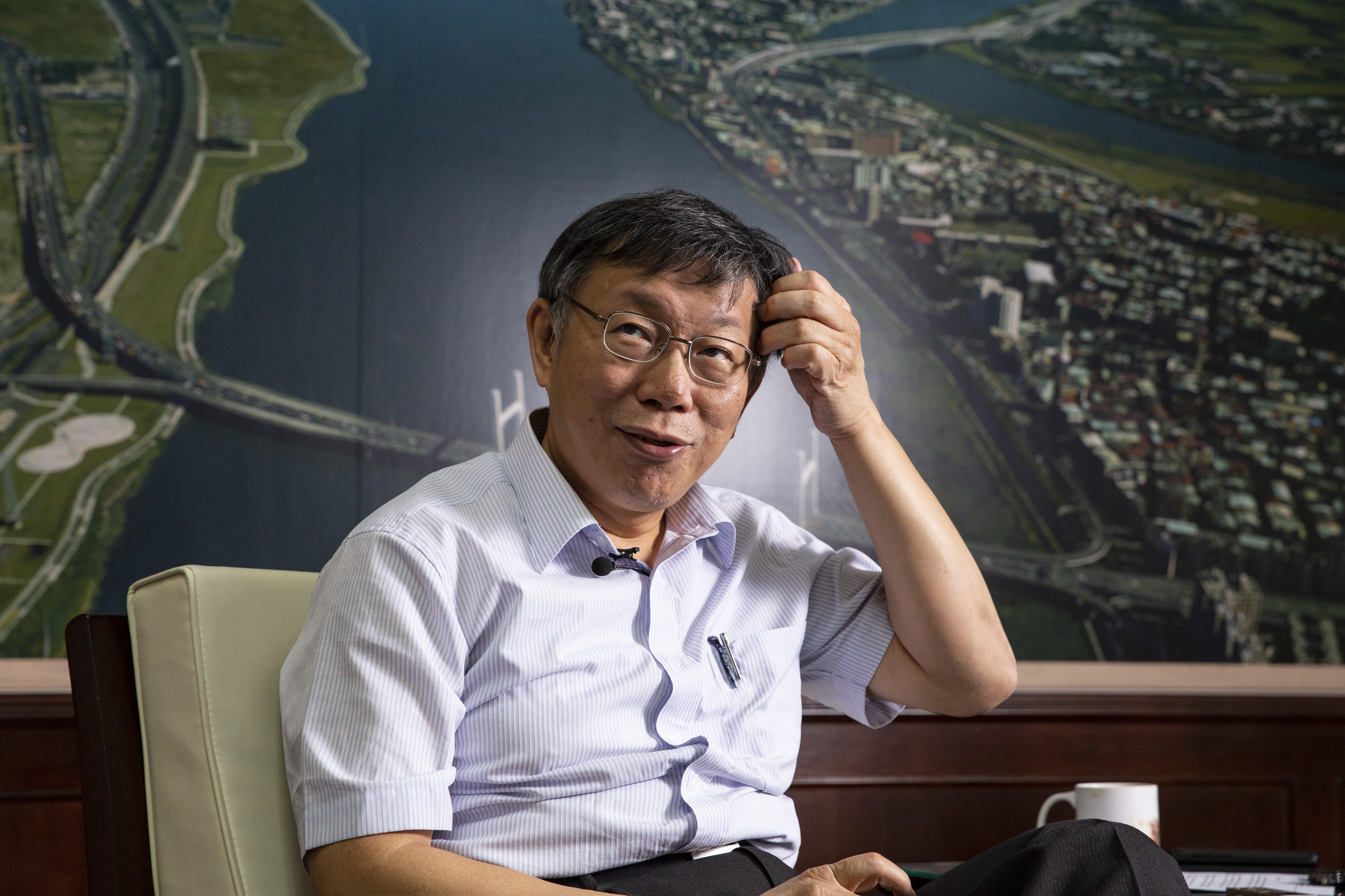 柯文哲自我剖析性格有2個面向，一面是勤勞不懈的雍正、另一面是遊戲人間的濟公。