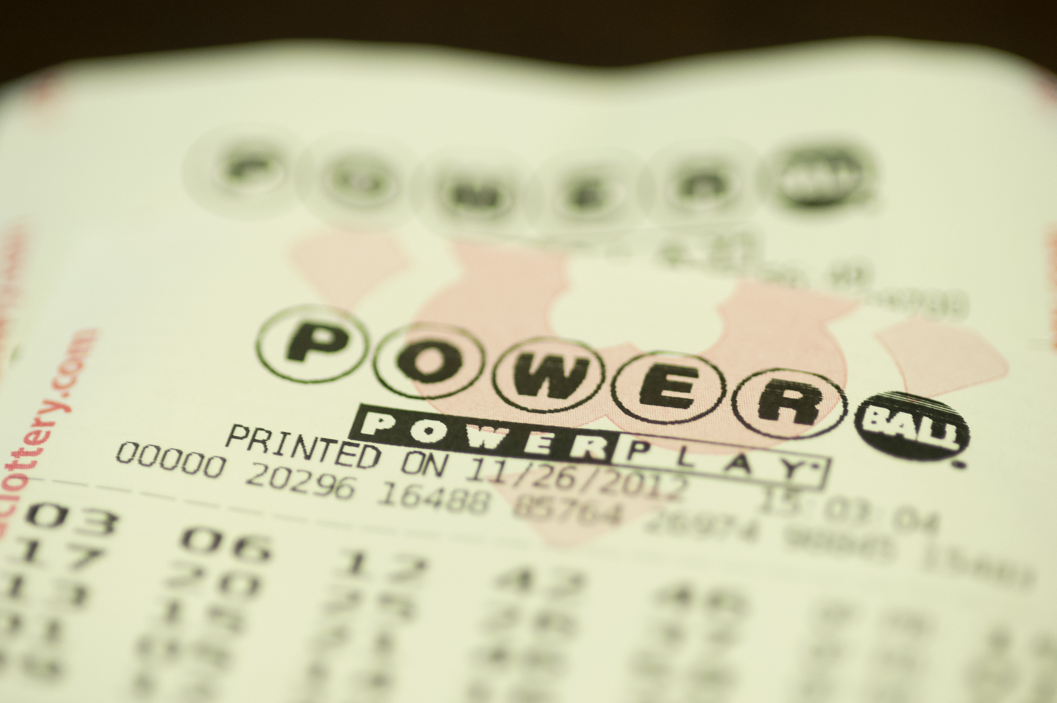 美國威力球這類的樂透彩，頭獎彩金的金額會隨著頭獎未開出而持續累積。(東方IC)