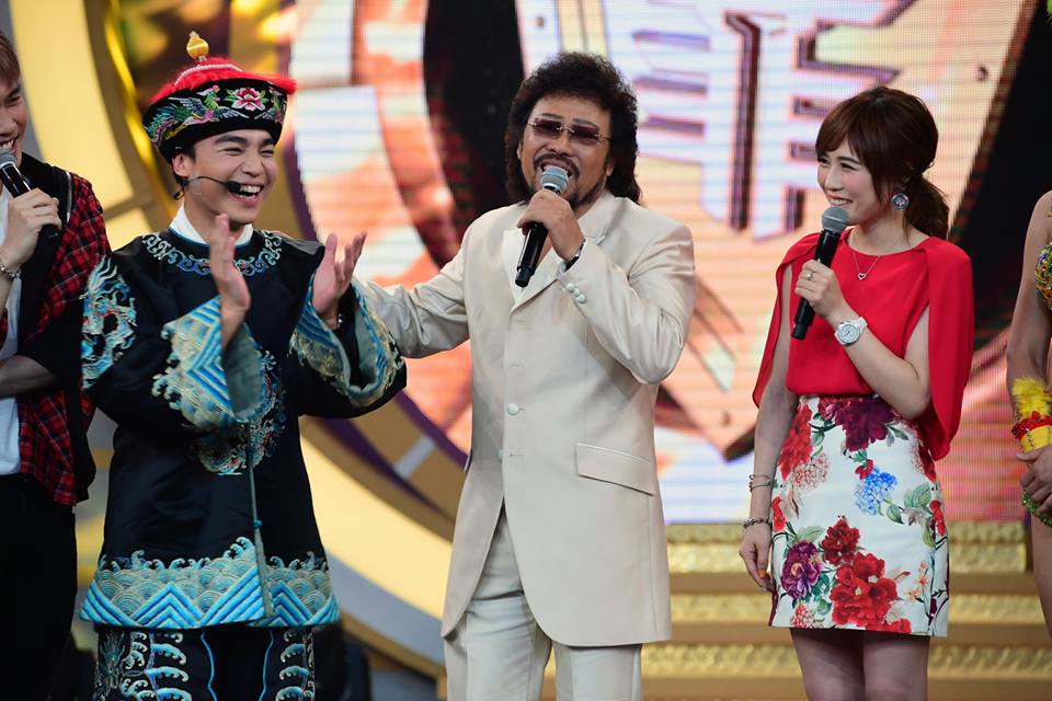 張菲引退多年，一回歸就以華視《綜藝菲常讚》入圍綜藝節目主持人獎。