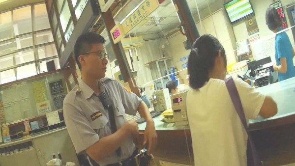 員警趕抵時，孟婦正準備匯款。（警方提供）