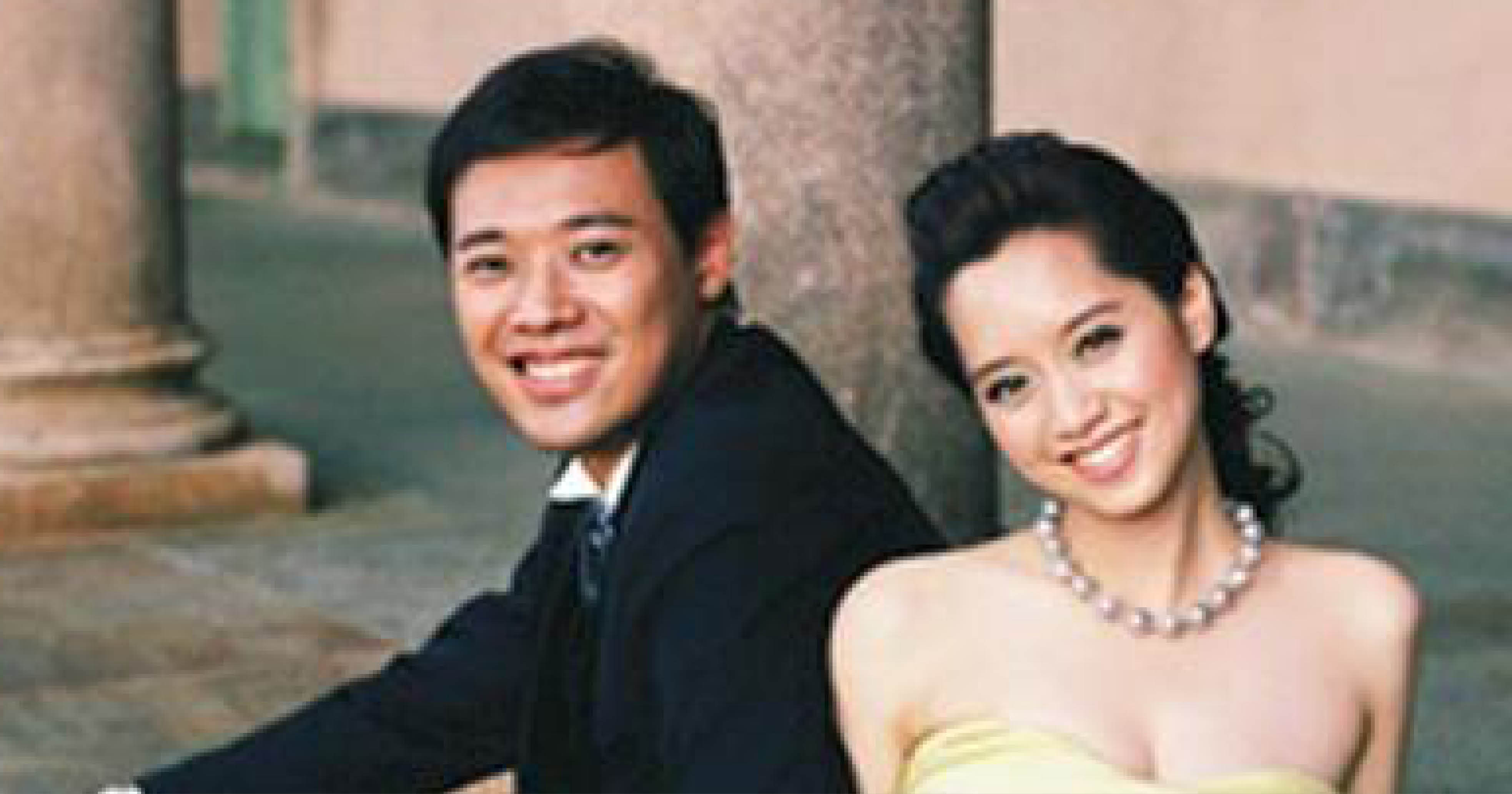 楊偉中與陳以真的婚紗照。（翻攝楊偉中臉書）