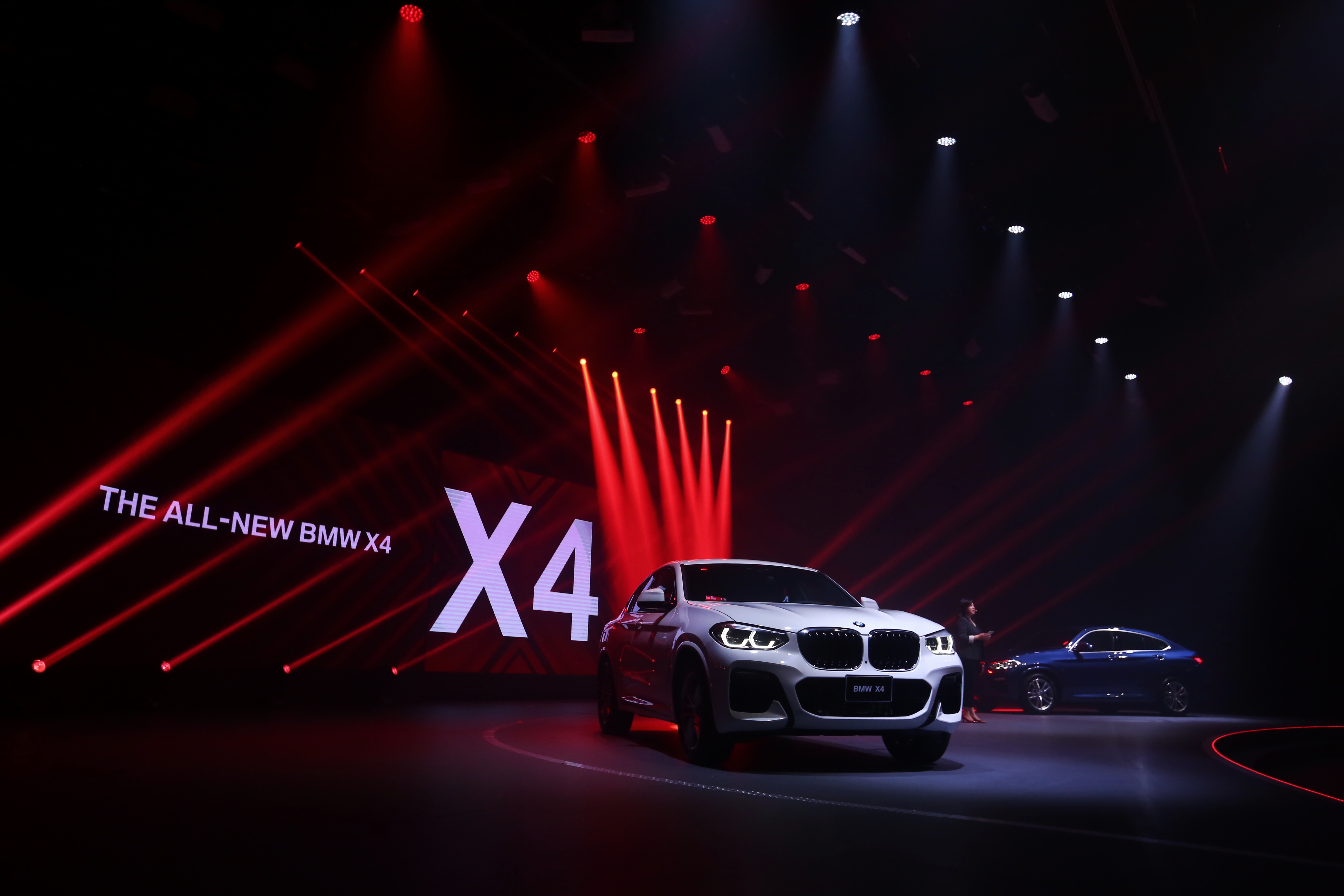 BMW從今年下半年起全力反攻,導入大改款的X系列新休旅。