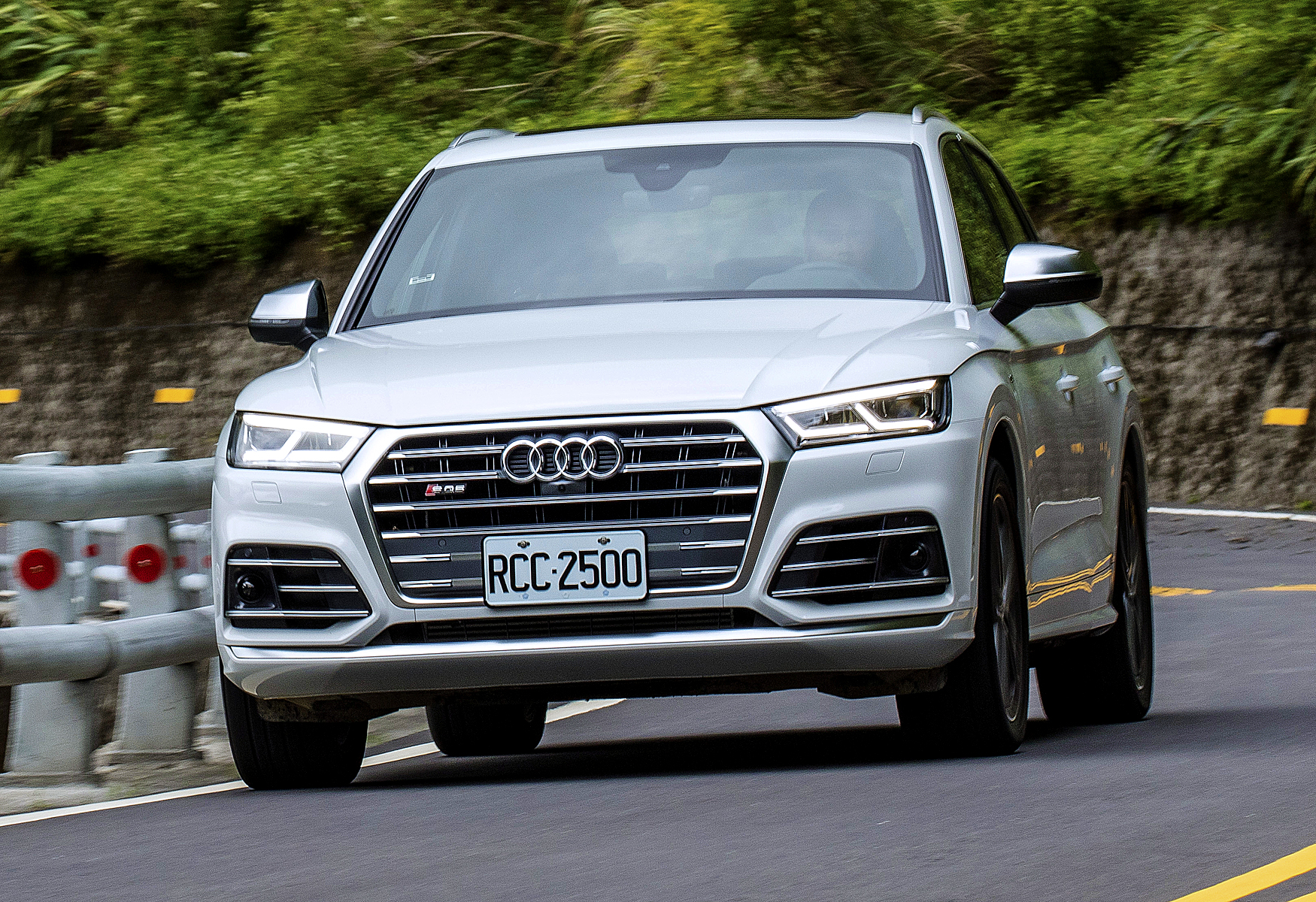 【鏡俥試駕】心機好男人！AUDI SQ5