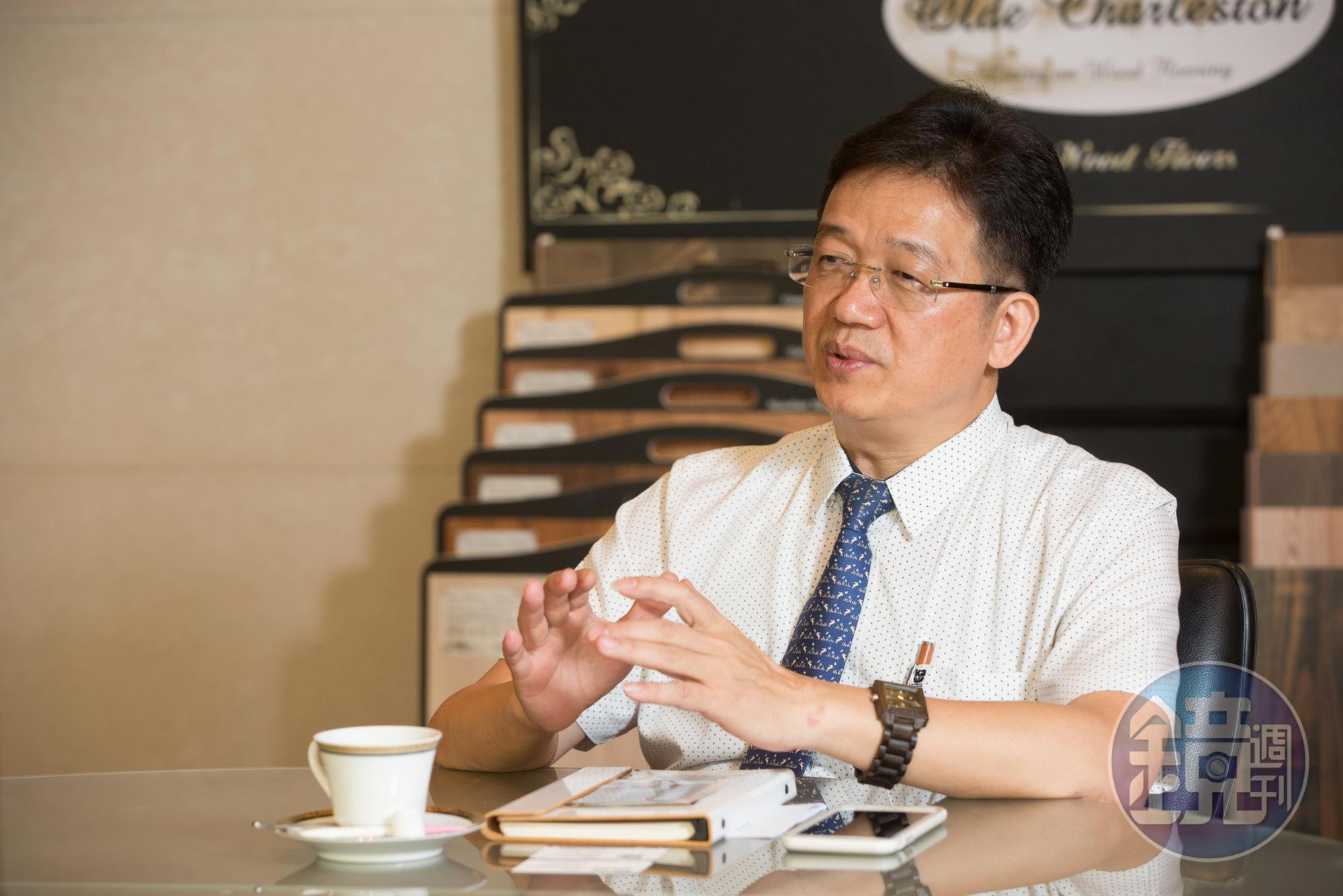 蘇振毅認為影劇產業是無煙囪工業，也是推動家鄉雲林發展的方式之一。